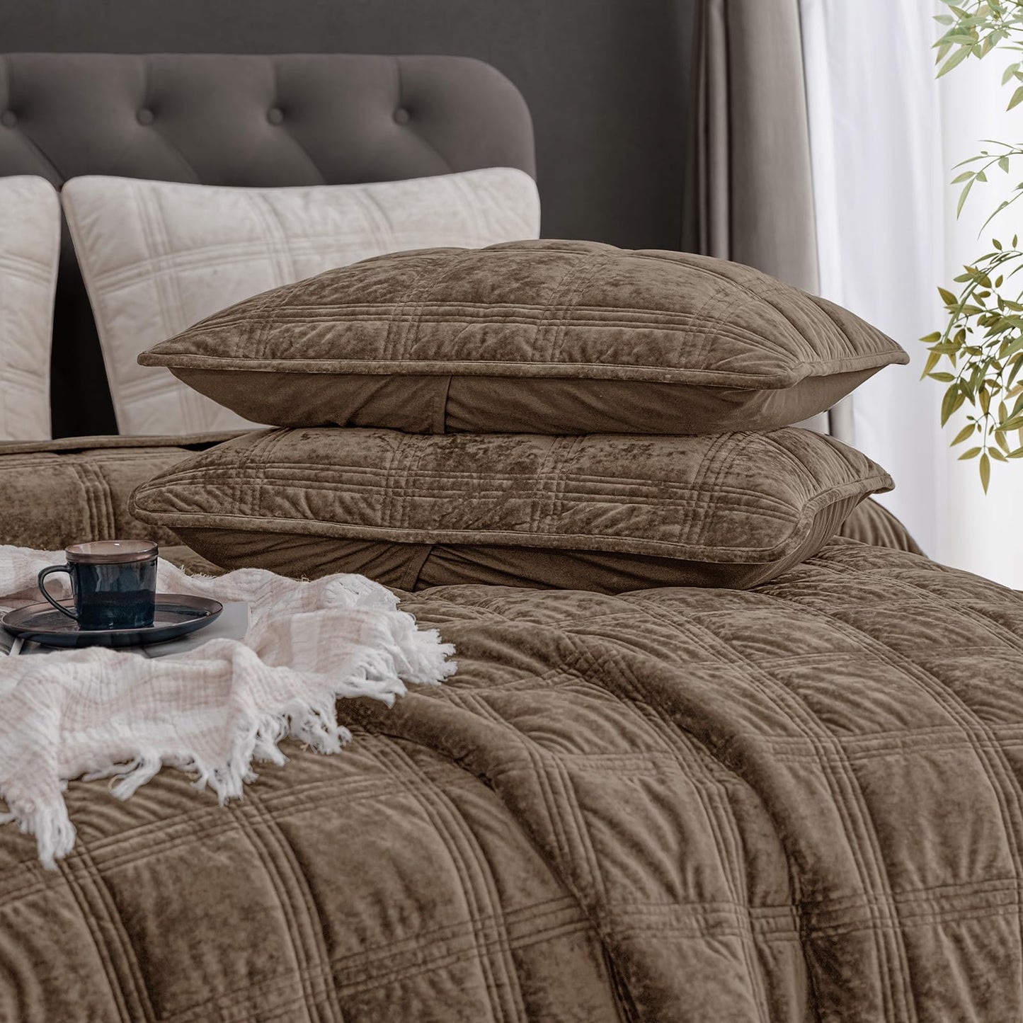 PHF Ultra Soft Velvet Quilt Set Queen Size – 3PCS Luxurious Cozy Quilted Comforter Alternative with Diamond Pattern, Warm Quilted Bedspread Coverlet, 90" x 92", Cub