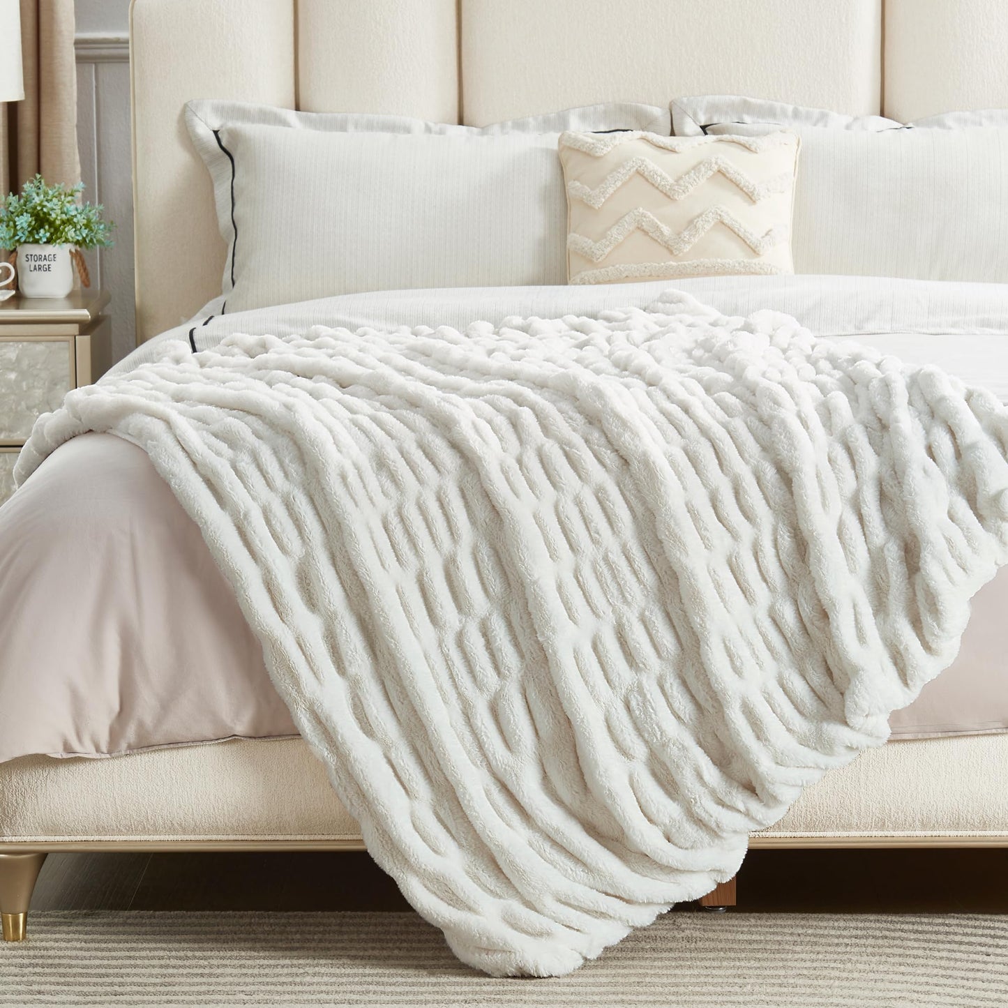 JONIYEAR Solid Soft Fuzzy Ruched Faux Rabbit Fur Throw Blanket 50" x 60", Decorative Shaggy Fluffy Raffle Blanket for Couch Sofa, Cute Cozy Accent Puffy Furry Blankets, Warm Blankets for Winter, White