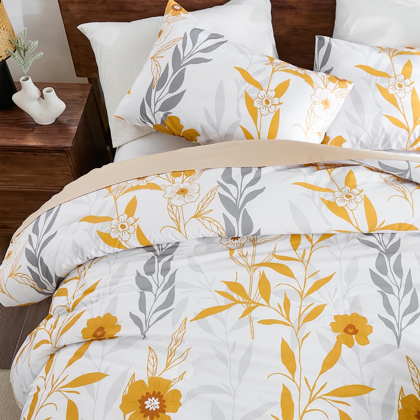100% Cotton Floral Comforter 3 Pcs Botanical Queen Bedding Set Yellow Flower Grey Leaf Plant Printed Super Soft Cozy Country Rustic Bed Comforter Set All Season
