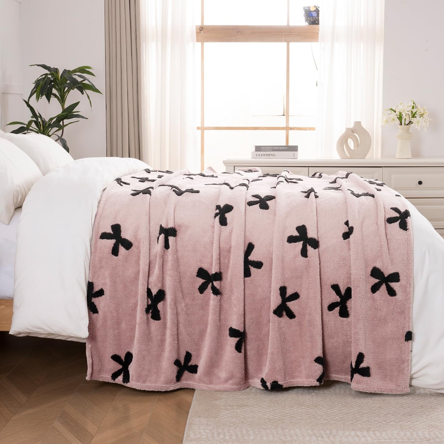 FY FIBER HOUSE Pink Bow Blanket Throw Blanket Soft Cute Cozy Bowknot Blankets Preppy Room Decor Gifts, 60x 80 Inch