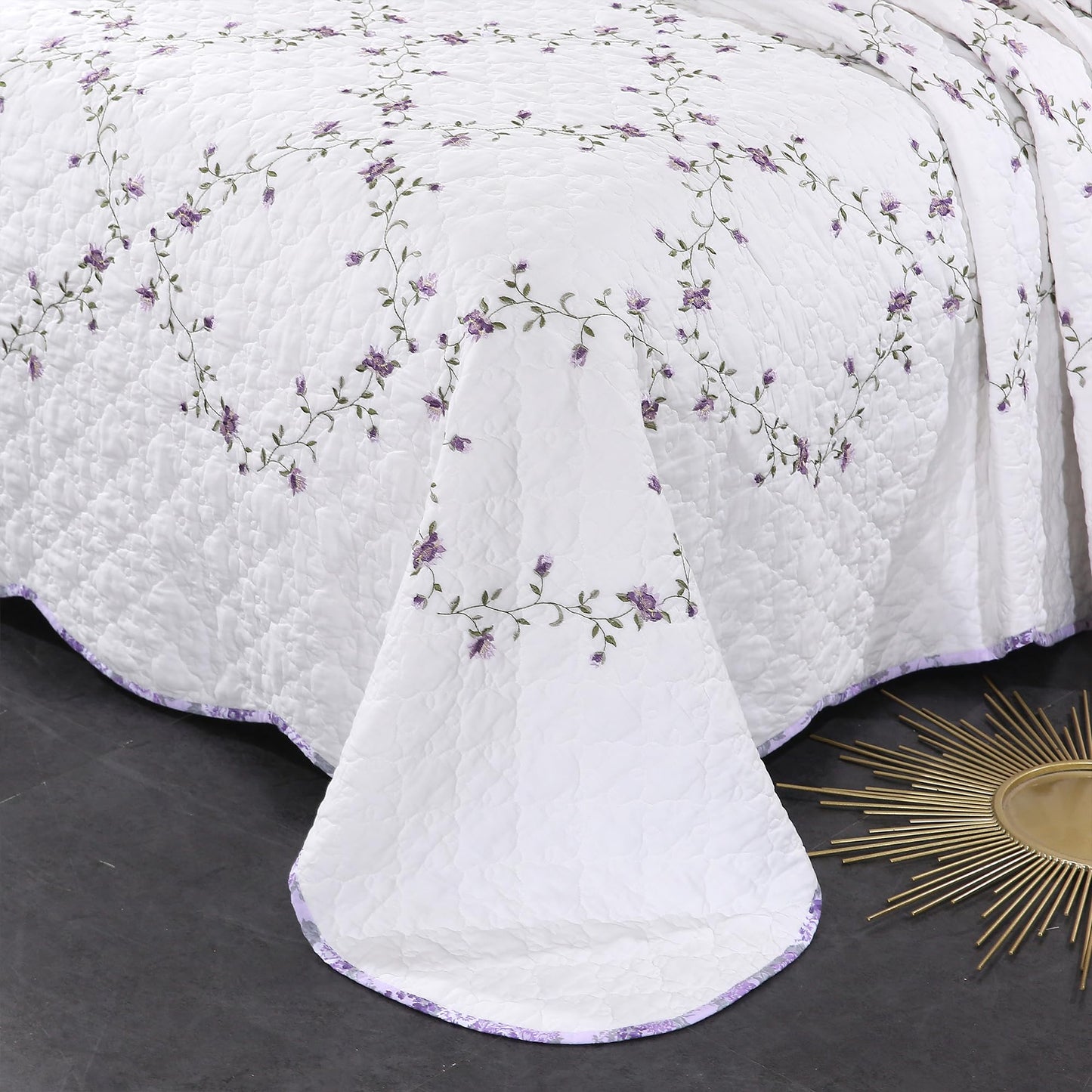 Quilt Set Purple Floral 3D Embroidery Pattern 3 PCS 100% Cotton Reversible Quilted Embroidered Decorative Bedspreads Coverlet Set, Lightweight &Soft Queen Size White Bedding Coverlet for All Season