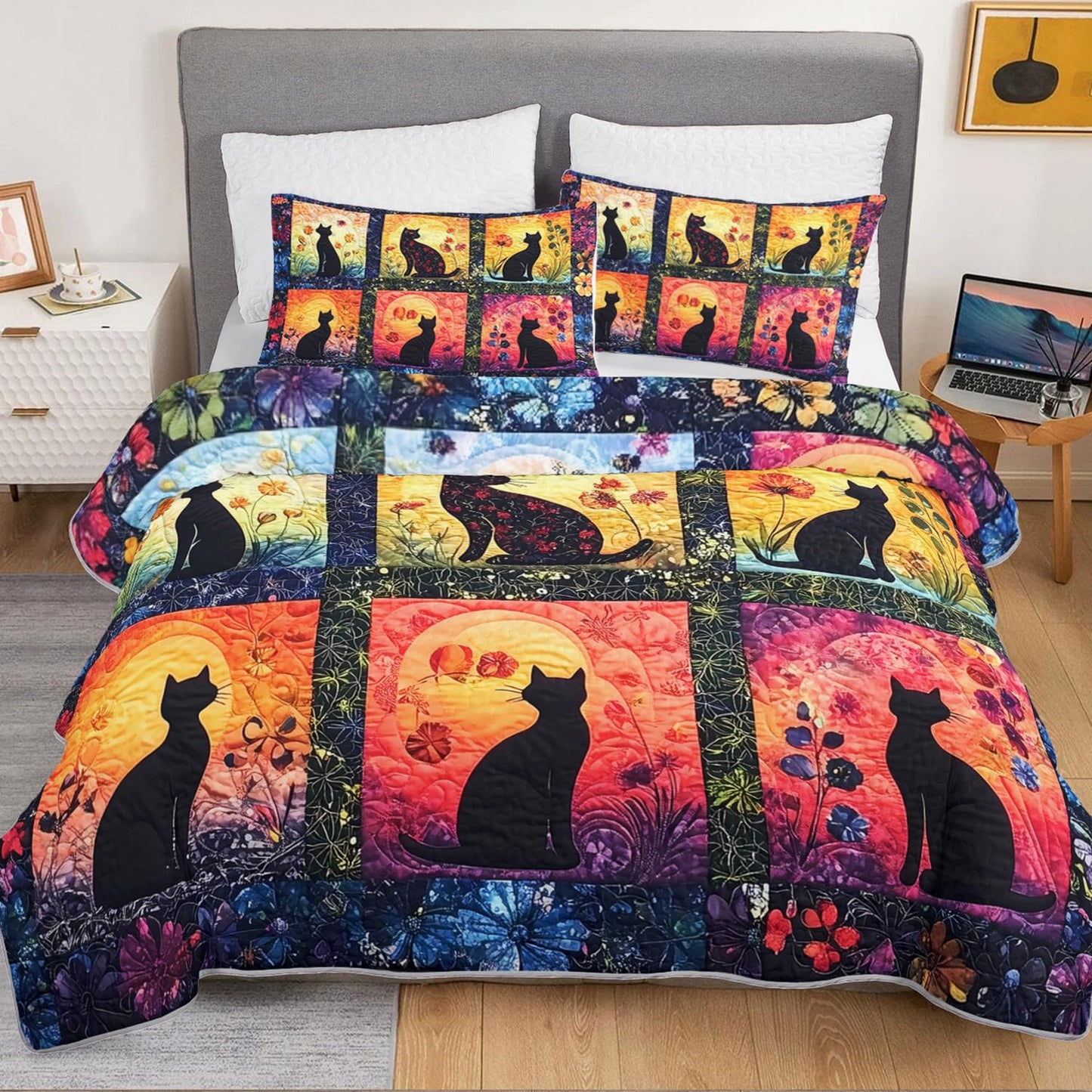 HOSIMA Cat King Size Quilt,Different Grid Patterns with Cats Flowers Printed,Cute Bedding for Kids Adults Room Decor,Animal Themed Bohemian Style Patchwork Quilt with 2 Pillowcases.