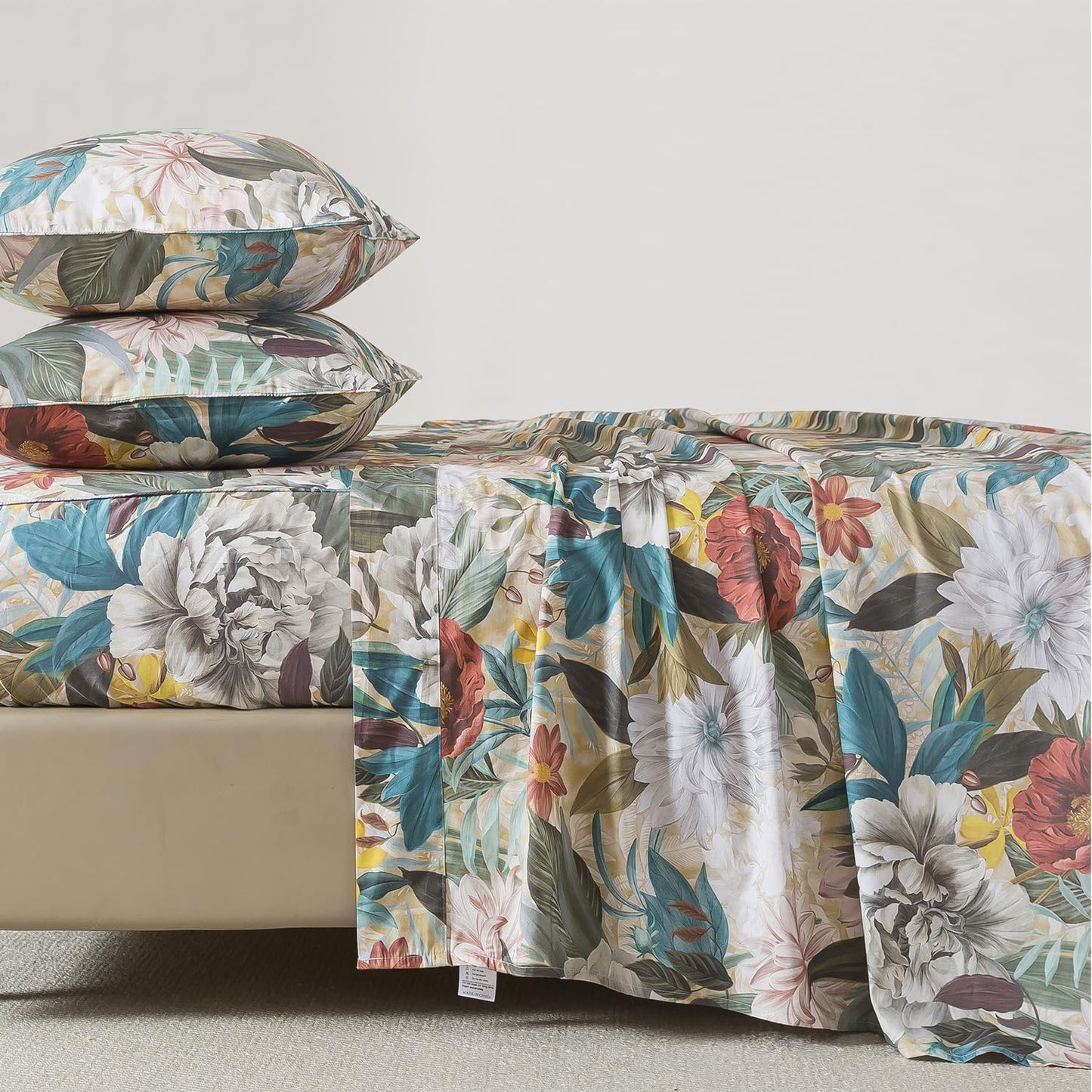 FADFAY Queen Sheet Set, 100% Cotton Sateen Soft Breathable, Luxury Vintage Floral Bed Sheets, Elegant Large Peony & Botanical Print, Classic Garden Style Bedding, Deep Pocket Fitted Sheet, 4 Pieces