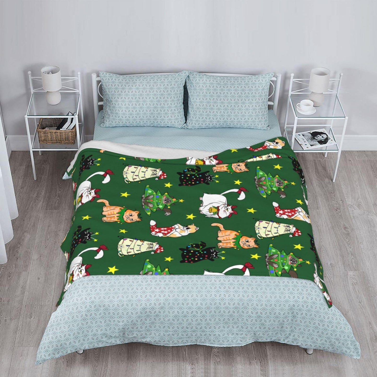 Cute Christmas Cat Throw Blanket Cozy Fluffy Plush Blanket Soft Flannel Throw Blanket for Kids Men Women Gift Sofa Bed Couch 50"x40" Christmas