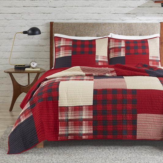 Woolrich Sunset Reversible Quilt Set - Cottage Styling Reversed to Solid Color, All Season Lightweight Coverlet, Cozy Bedding Layer, Matching Shams, Oversized Full/Queen, Plaid Red 3 Piece