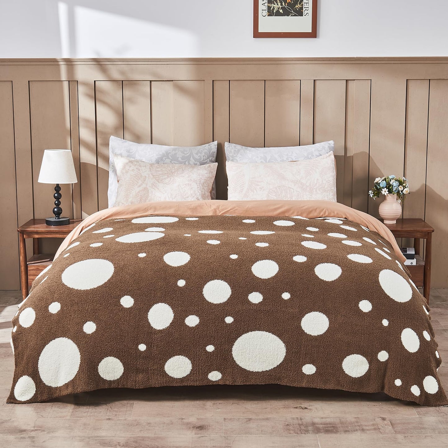 Douceur Polka Dot Throw Blanket for Couch Sofa Bed, Reversible Cozy Fluffy Super Soft Bedroom Blanket, Plush Brown Throw Blanket, 50×60 inches