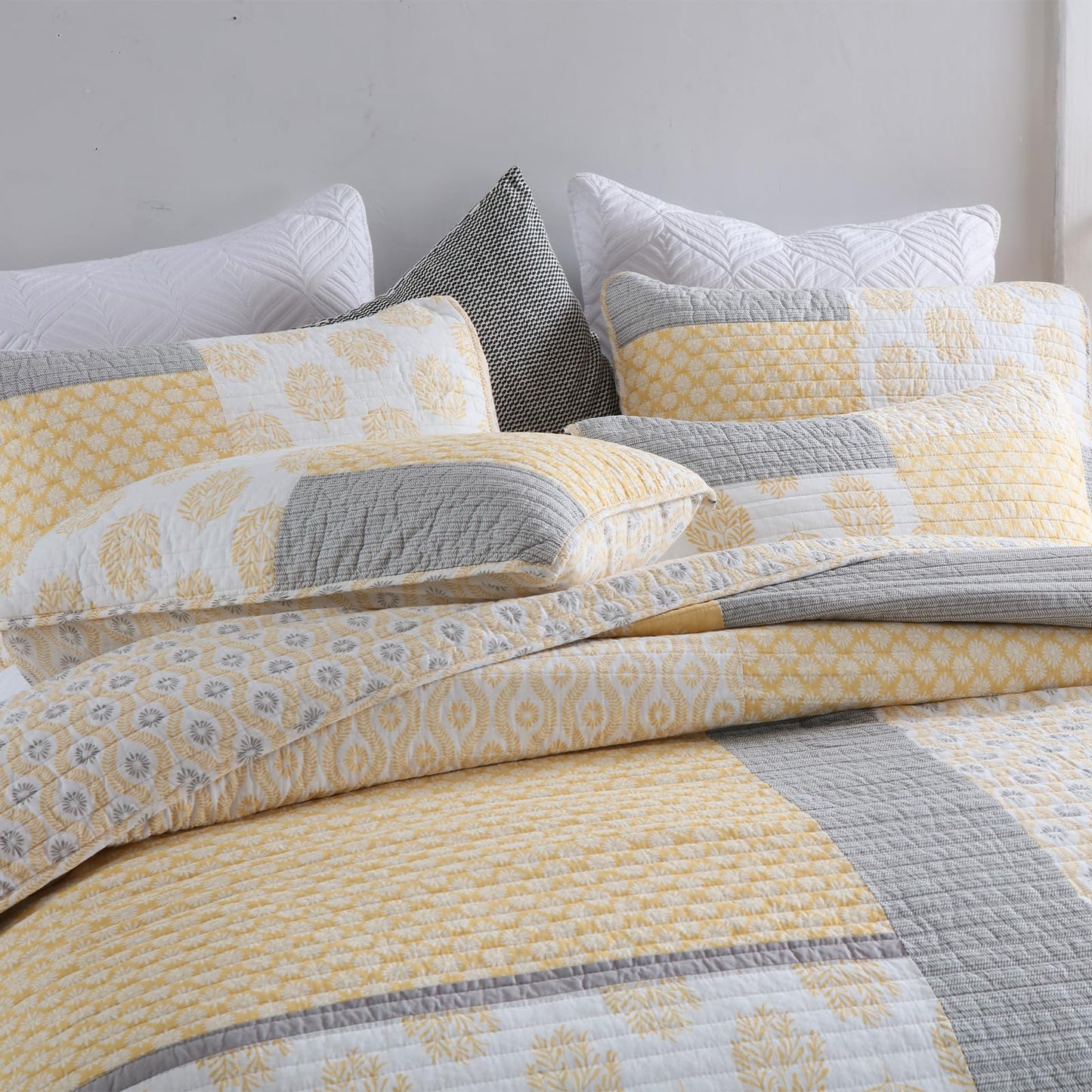 Finlonte King Size Quilt, 100% Cotton Comforter King Size, Yellow Grey Farmhouse Quilted Bedspread, Patchwork Lightweight Reversible Quilt Bedding Set for King Bed, 3-Pieces