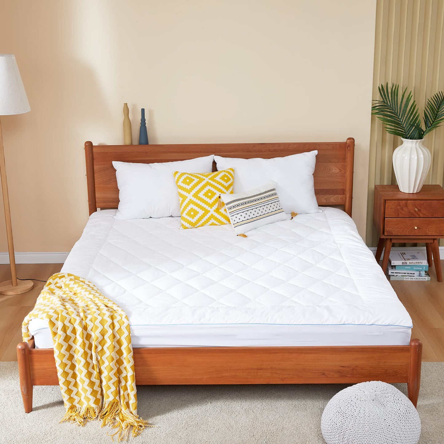 HOMTEC King Mattress Pad Cotton Mattress Pad Cover Quilted Mattress Cover 18-22" Deep Pocket Mattress Protector King Size Thin Down Alternative Filling Noiseless & Breathable
