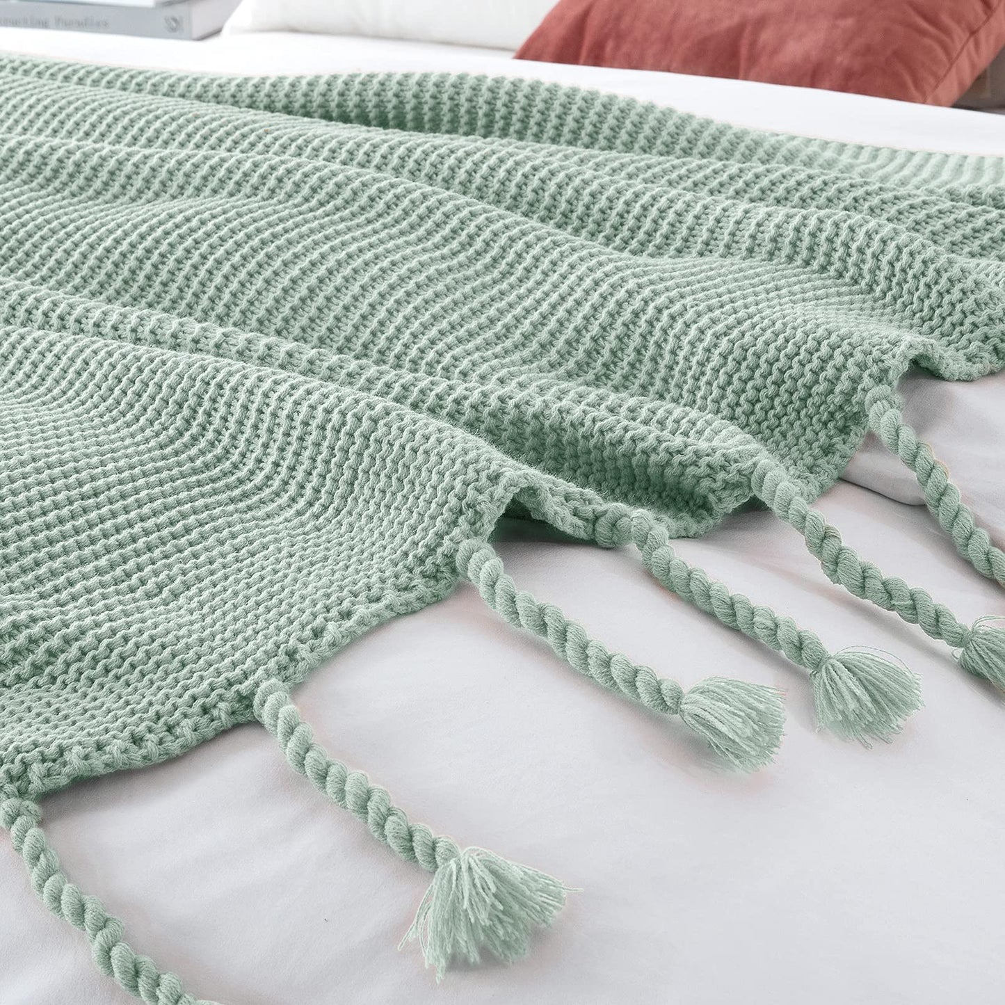 RUDONG M Knitted Throw Blanket with Fringe, Sage Green Knit Throw Blanket for Couch Bed Sofa 50 x 60 Inch
