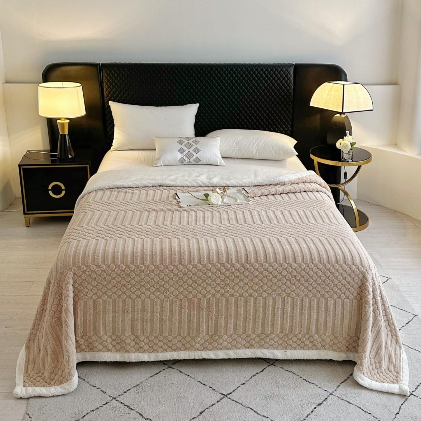 UKELER Sherpa Bed Blanket 80 × 90 inch, Ultra Soft Queen Size Throw Blankets for All Season, Cozy Plush Striped Fleece Blanket for Bedroom Living Room Dorm Hostel Sofa Camping, Camel