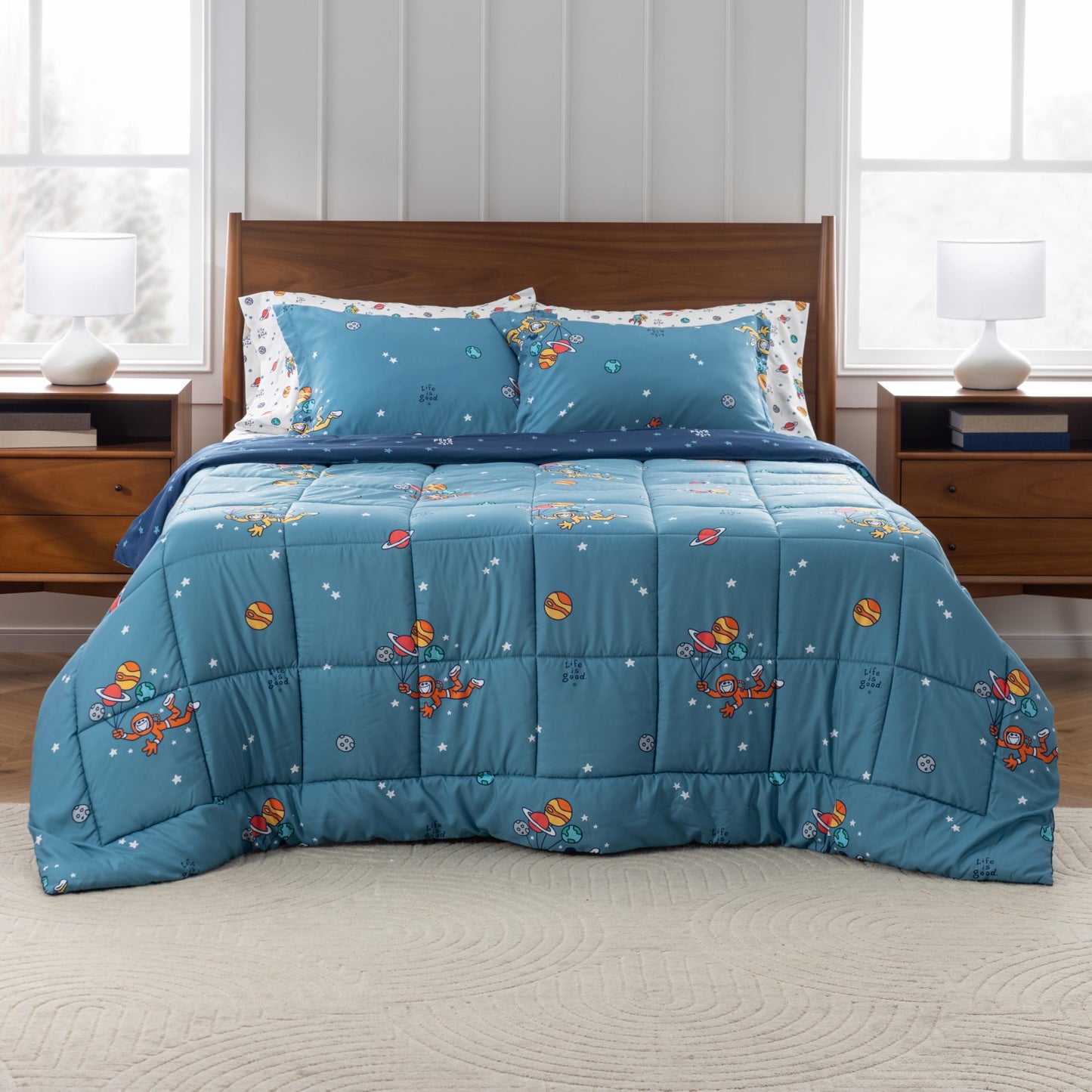 Berkshire LIG Printed Reversible Microfiber Comforter Set–7-Piece, Ultra Soft All-Season Bedding, Wrinkle & Fade Resistant, Queen, Space Explorer Smoky Blue
