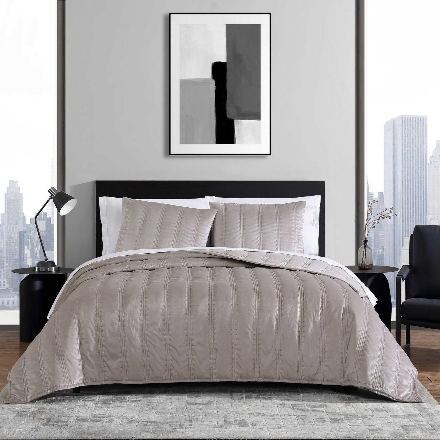 Vera Wang - Queen Quilt Set, Super Soft Bedding Set with Matching Shams, Modern Room Essentials (Velvet Linear Stitch French Clay, Queen)