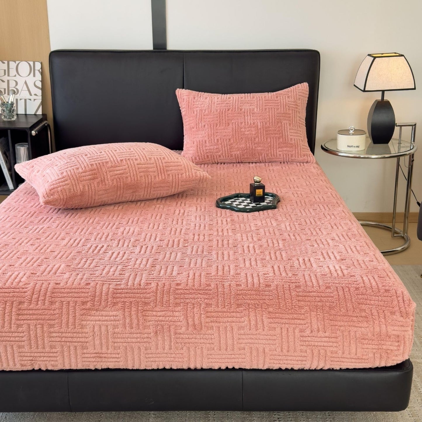 ZIQINPSQ Queen Size Flannel Fitted Sheet - 1 Piece Winter Warm Deep Pocket (15") Bed Sheet, Shrink & Fade Resistant, Hotel Quality, Light Coral