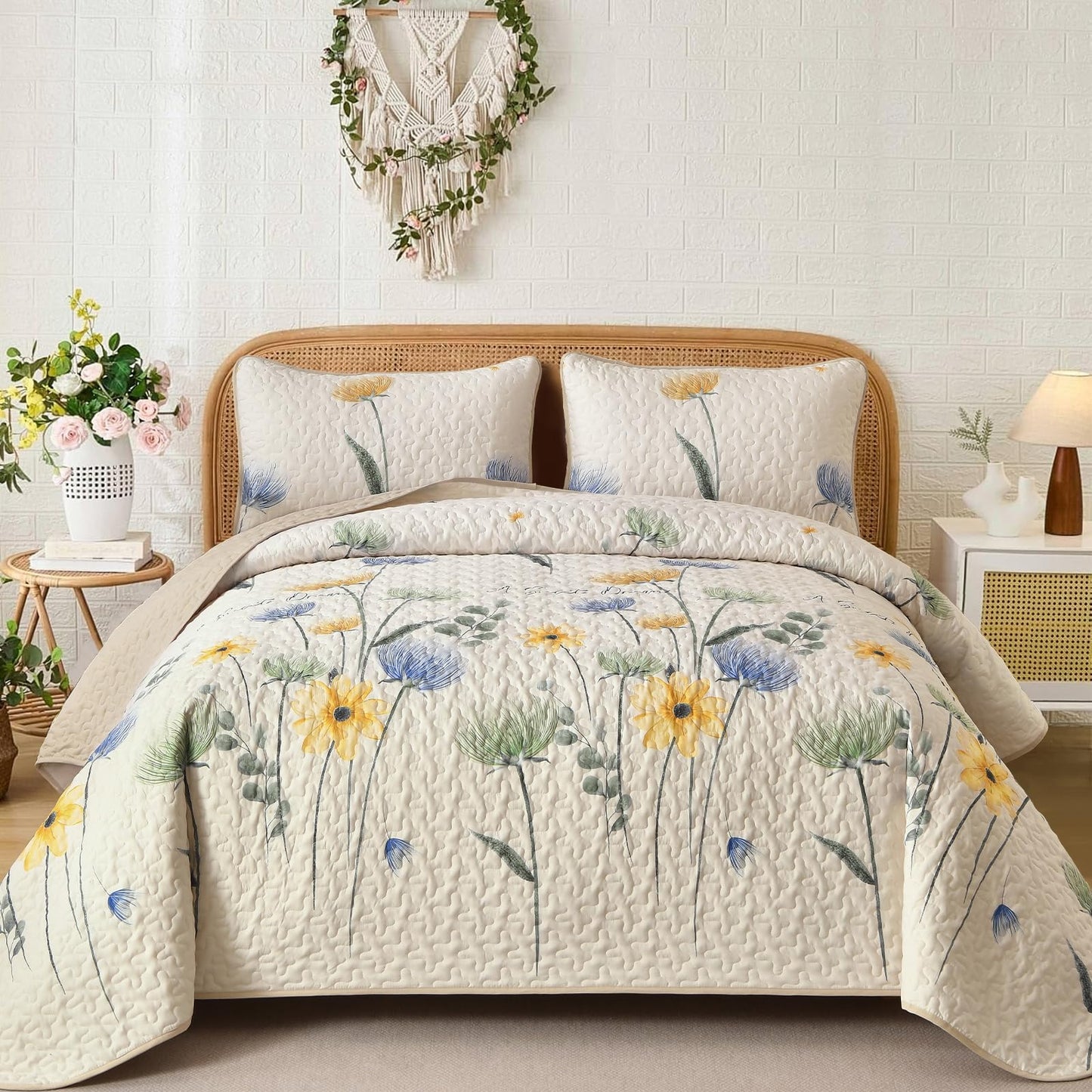 DinjoyBeige Quilt Set Queen,3 Pieces Colorful Floral Printed Bedspread Set,Soft Microfiber Reversible Bedding Coverlet for All Seasons