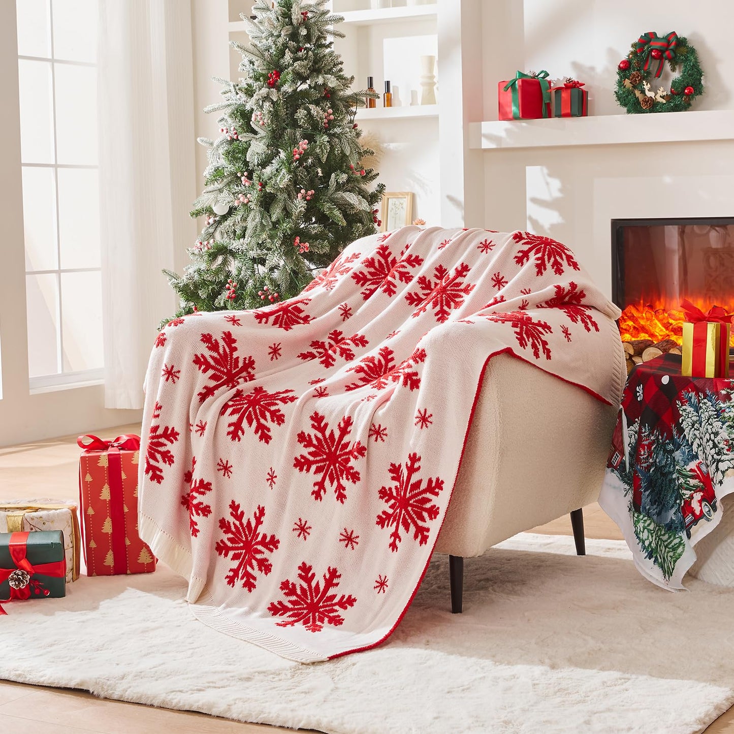Douceur Christmas Snowflake Throw Blanket, Ultra Soft Red Fluffy Festival Blanket, Reversible Cozy Decorative Blanket for Bed Couch Sofa, Super Soft Indoor Living Room Plush Throws, 60"X80"