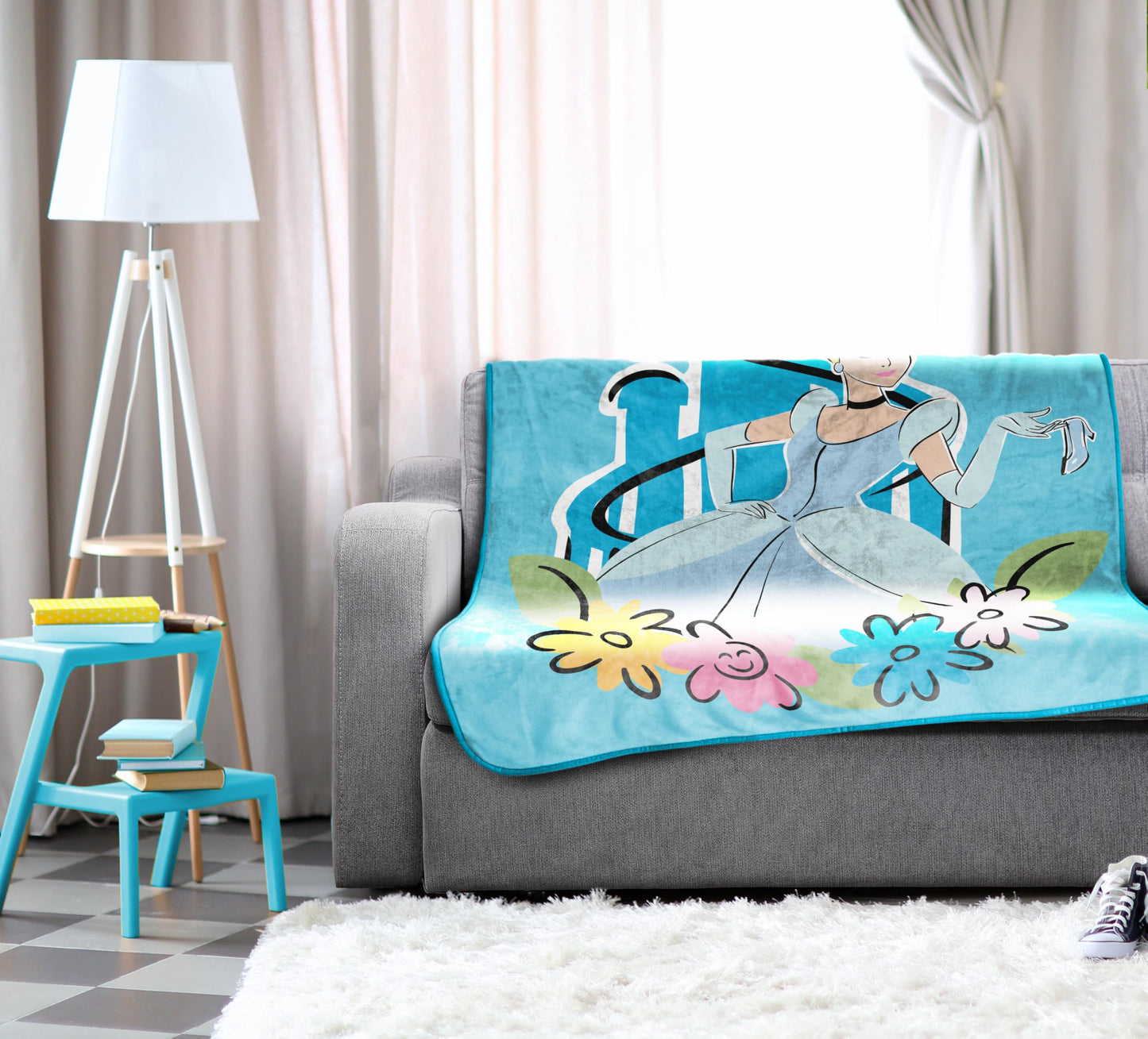 Jay Franco Kids Plush Throw Blanket – Soft & Cozy Fleece Throw for Bedroom & Couch Décor, Official Licensed Product, Blue - Disney Princess Cinderella, 46x60 - Throw Blanket