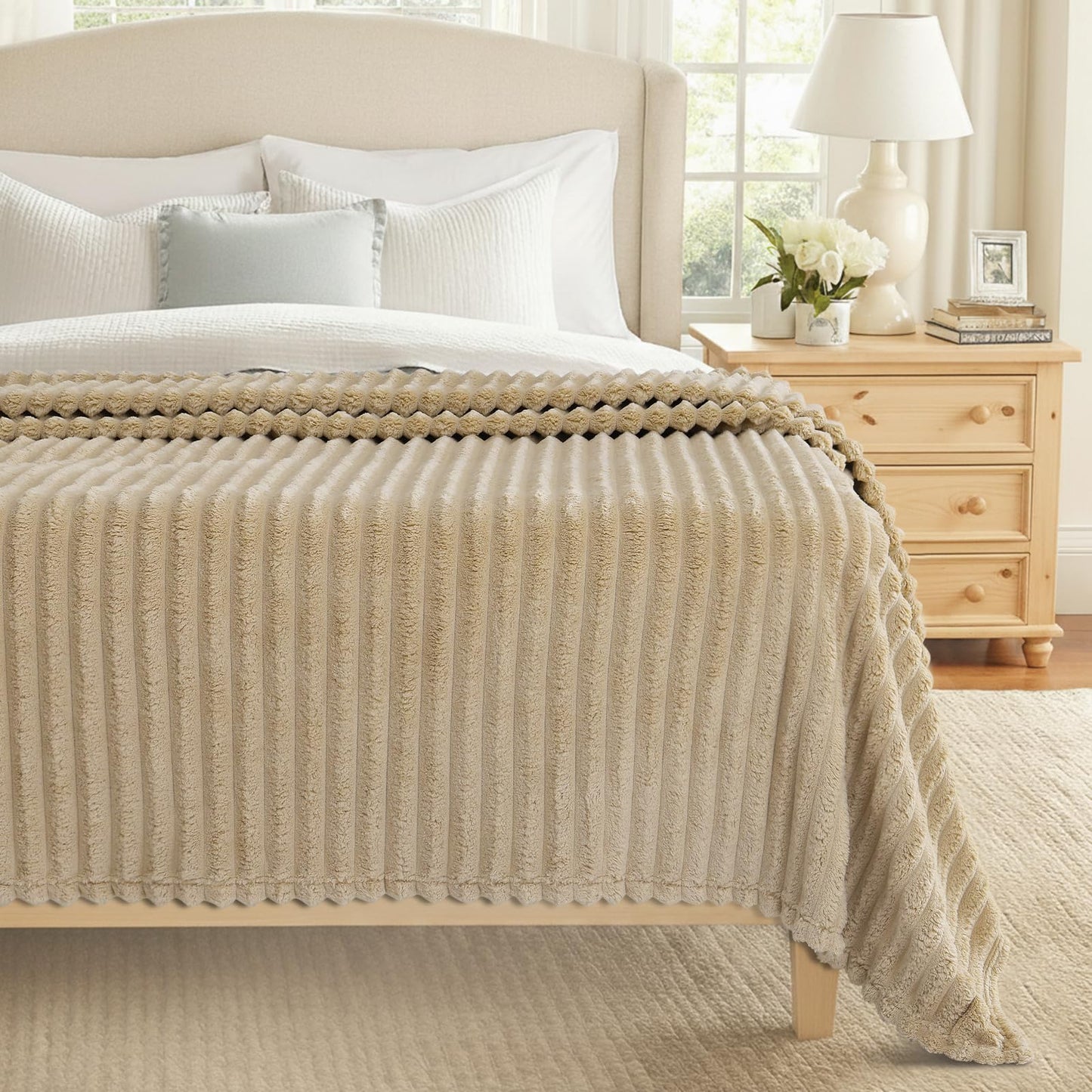 decorUhome Soft Fleece Light Brown Throw Blanket for Couch, Cozy Fluffy Plush Flannel Striped Blanket for Sofa Bed, Lightweight Decorative Ribbed Fuzzy Blanket for Woman, 50x60 Inches