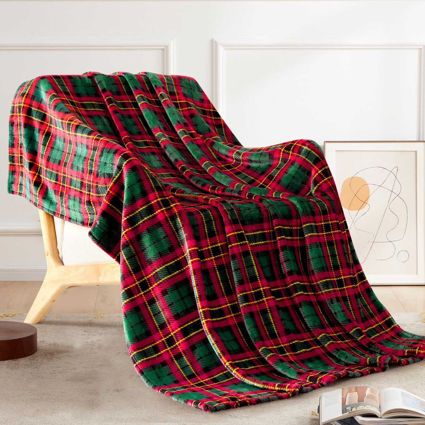 Touchat Fleece Throw Blankets, Buffalo Plaid Throw Blanket for Couch Sofa Bed, Soft Warm Fuzzy Cozy Plush Checkered Blanket, Lightweight Farmhouse Decor (Red and Green Plaid, 50“ x60”)