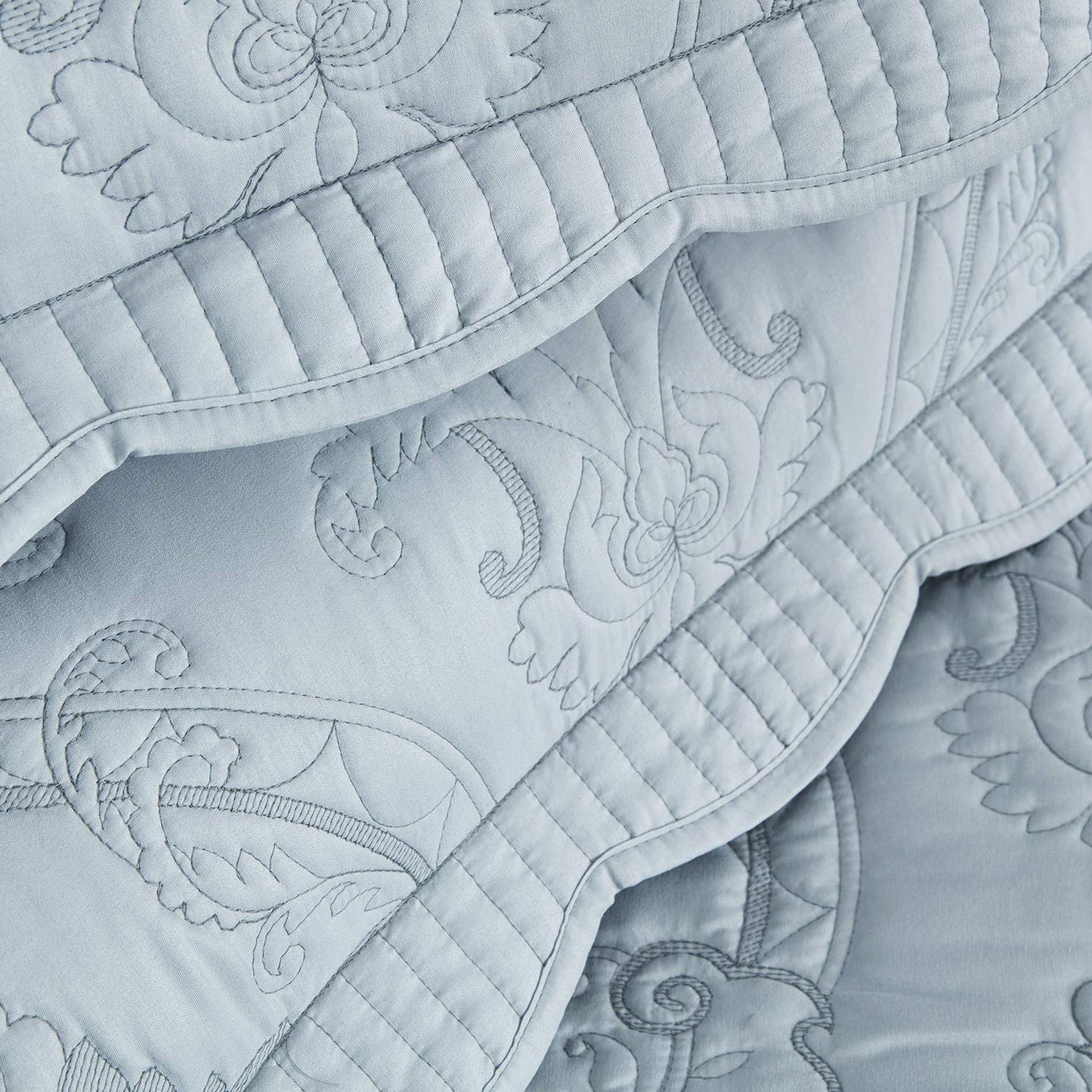 CHIXIN Oversized Bedspread Coverlet Set King Size - Lightweight Bedding Cover - Beautiful Stitching - 5 Piece Reversible Bedspread - Gorgeous Damask Paisley Pattern (King, Light Grey)