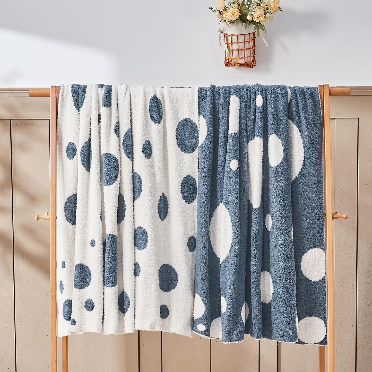 Douceur Polka Dot Throw Blanket for Couch Sofa Bed, Reversible Cozy Fluffy Super Soft Bedroom Blanket, Plush Dusty Blue Throw Blanket, 50×60 inches