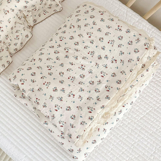 BuLuTu Elegant Floral Muslin Quilt Blankets for Kids Boys Girls Toddler Bed Blanket with Lacey Edges Soft Lightweight Toddler Comforter Crib Quilt for All Seasons, 47x59 Inches
