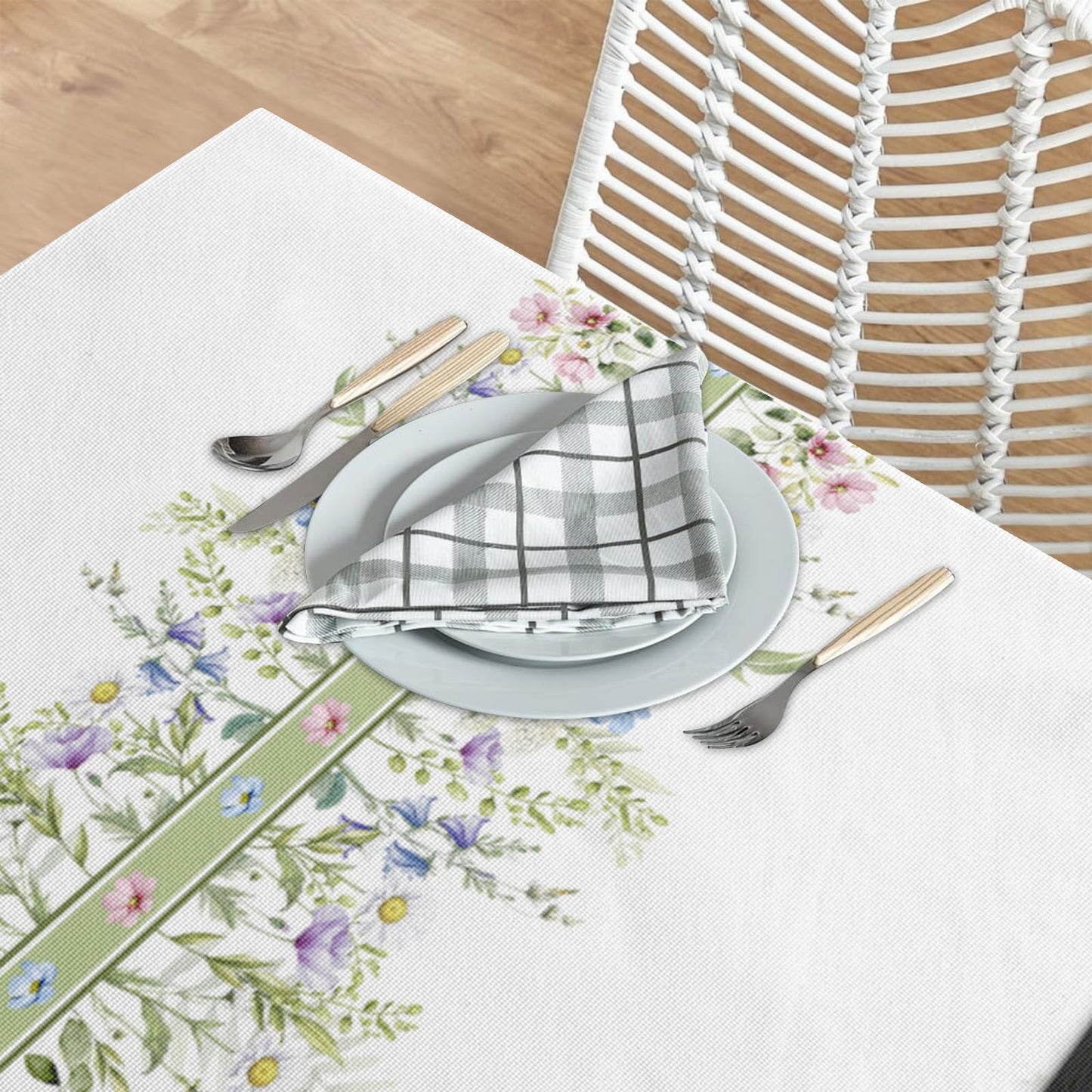 Kwlegh Spring Summer Tablecloth 60x84 Inch Sage Green Wildflower Table Cover Floral Print Reusable Washable Rectangular Tablecloths for Dining Decor Party Picnic Indoor Outdoor