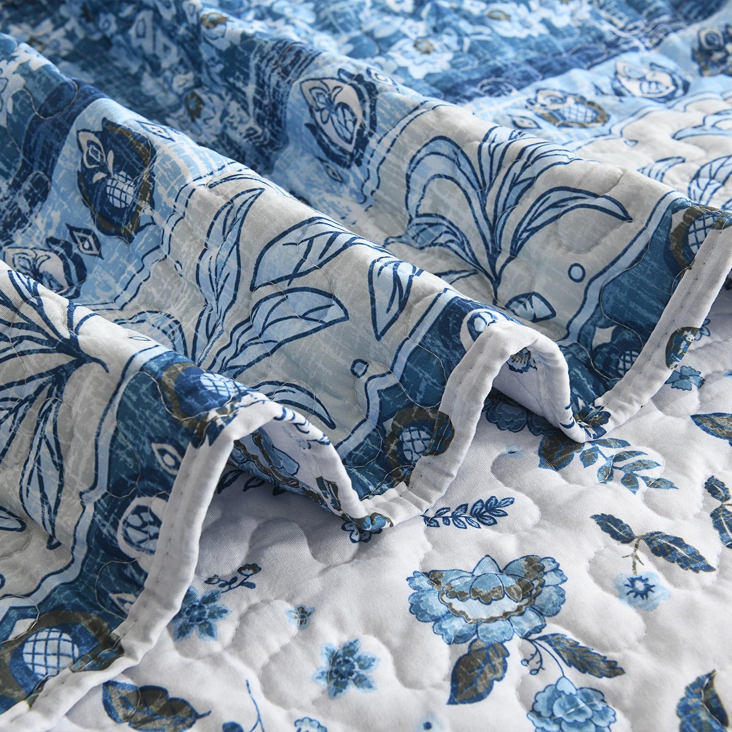 HORIMOTE HOME Boho Quilt Queen Size Blue Bohemian Floral Quilt Bedding Set, Soft Lightweight Boho Comforter Set Queen for All Season, Farmhouse Bedspread Coverlet with 2 Pillow Shams, 90 x 96 inches