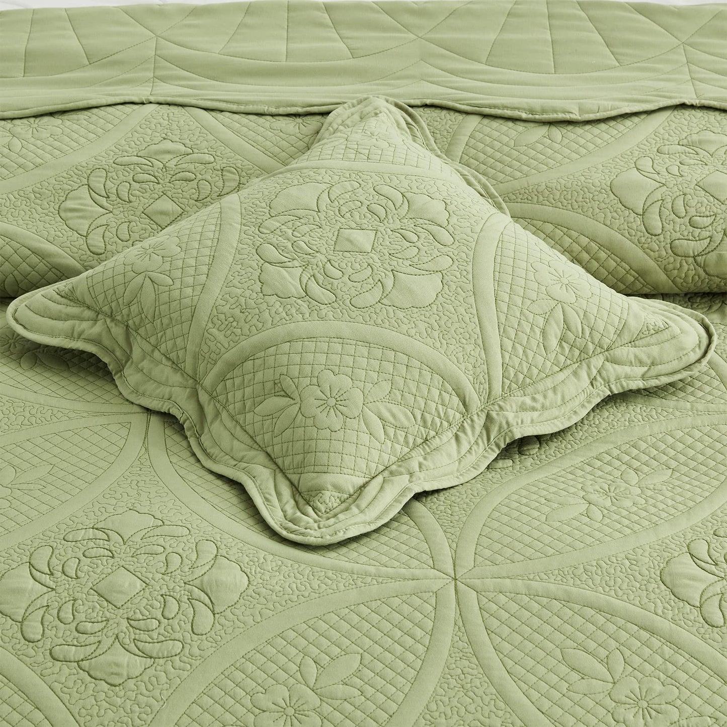 DaisyHuang Oversized Bedspread - King Size Bedding Cover - Modern & Contemporary Coverlet Set, Real Stitching, Reversible, Lightweight, 5 Piece, Sage Green