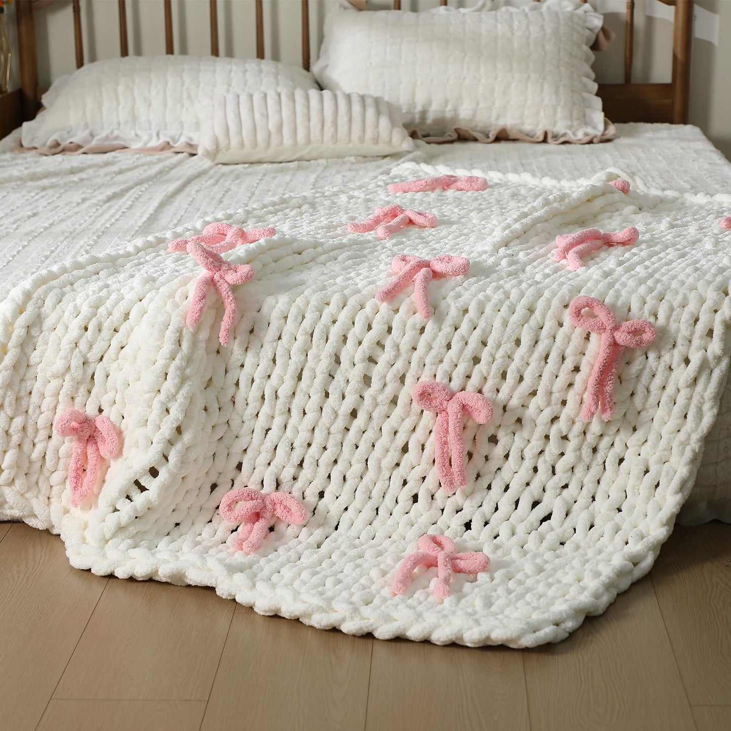 Mindsoft Pink Bow Chunky Knit Blanket Throw Large 50" X 60" 100% Handmade Cream Chenille Loop Yarn Fluffy Soft Knitted Throw Big Cozy Thick Cable Knit Crochet Blanket for Couch Sofa Bed