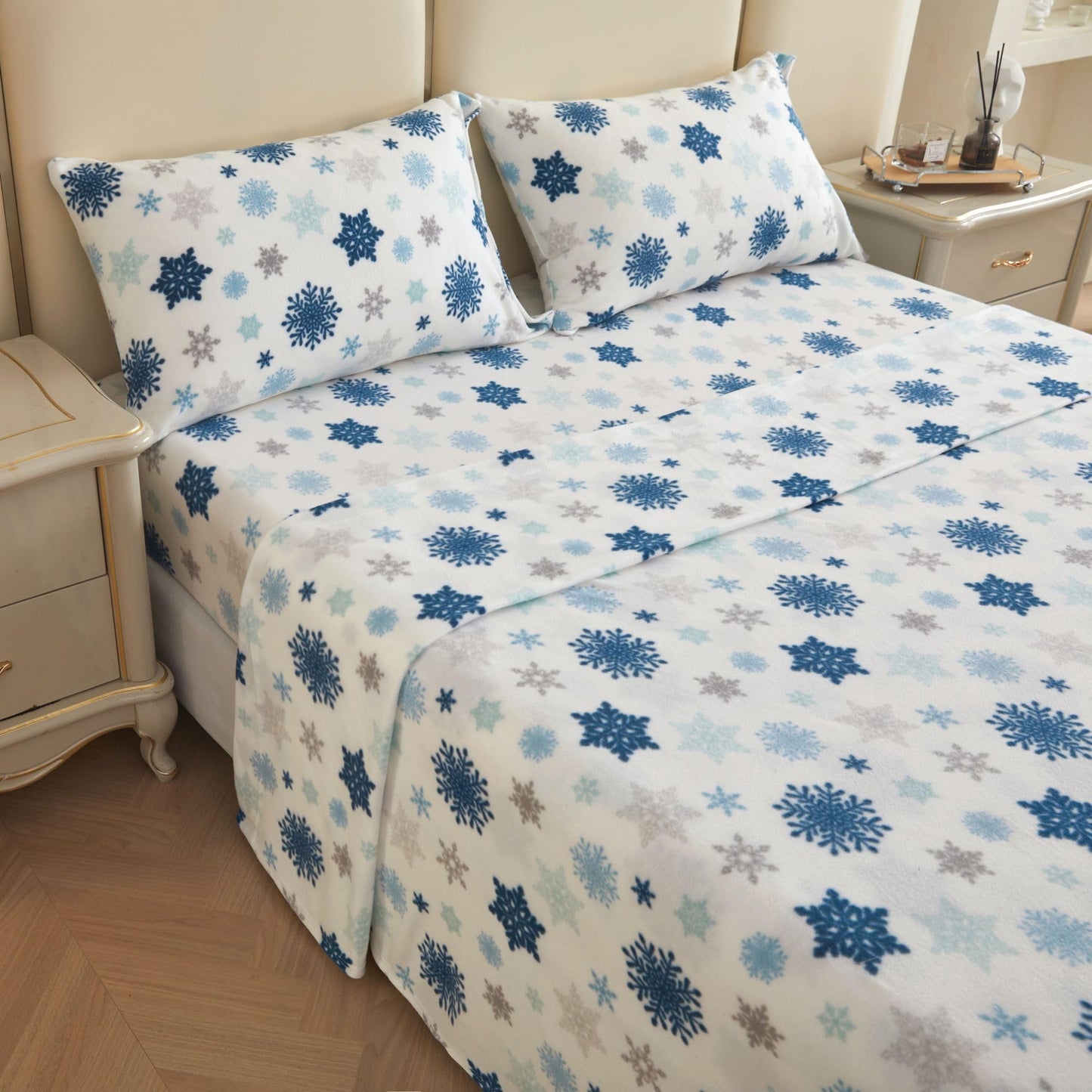 Viviland Microfleece Full Bed Sheet Set, Christmas Holiday Flannel-Like Fleece Fitted Sheets with 15" Deep Pocket, Snowflake Printed Winter Velour Velvet Double Sheets & Pillowcase Set