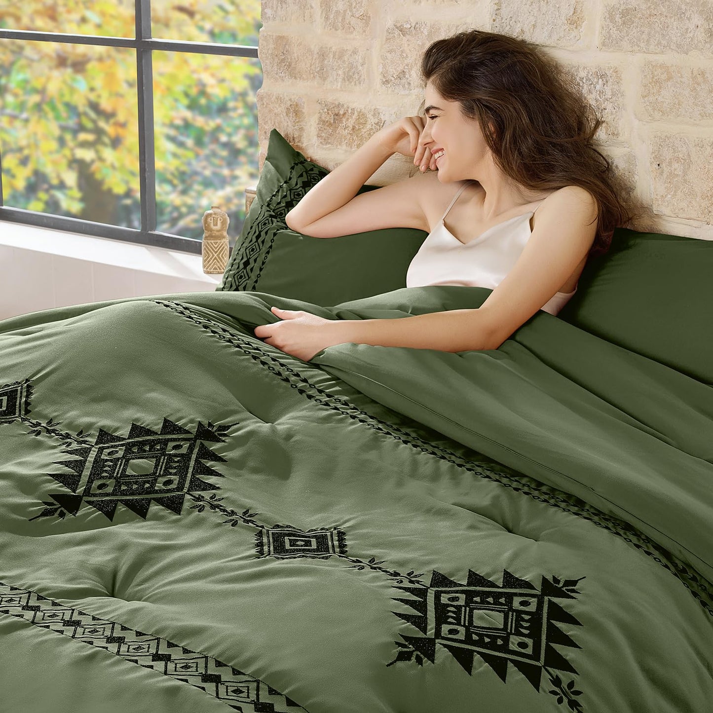 Baskbed Embroidered Boho Comforter Set Queen Size, 3-Piece Western Shabby Chic Bedding Set - Fluffy Ultra Soft Microfiber with Intricate Design, Includes 1 Green Comforter(88"x88") & 2 Pillowcases