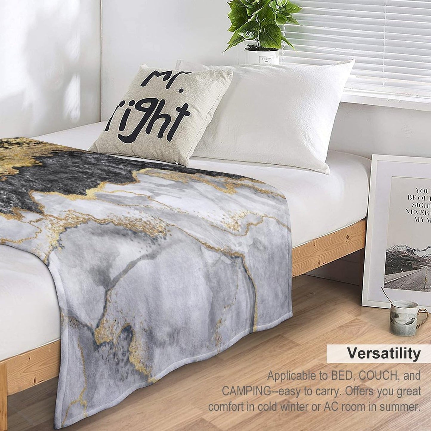 Marble Throw Blanket for Bed Sofa, 40"x50" Super Soft Warm Cozy Fluffy Plush Blanket, Modern Luxury Texture Black Grey Gold Marble Flannel Couch Blanket for Travel Camping