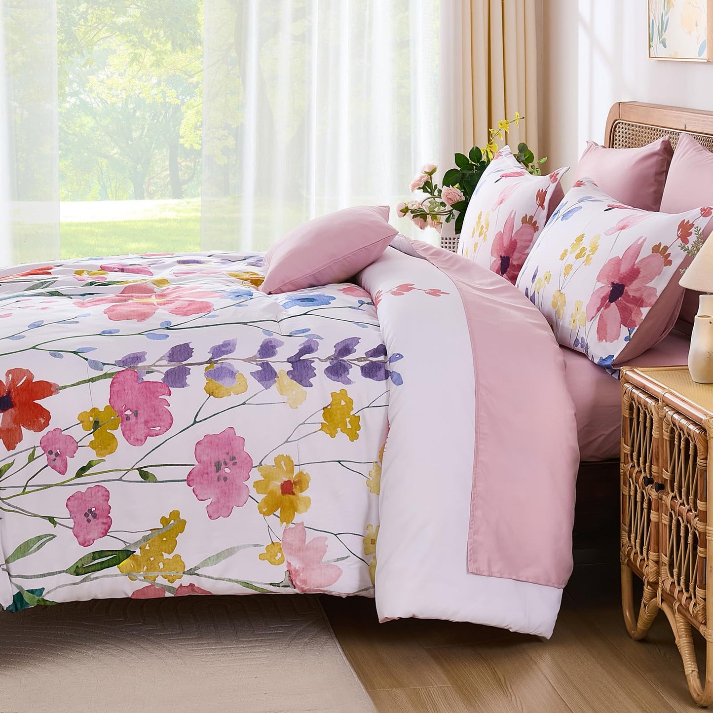 Annibedding Pink Floral Queen Comforter Set, 8 Piece Soft Microfiber Flower Bed in a Bag Bedding Set with Pillowcase and Sheets for All Season (90"x90")