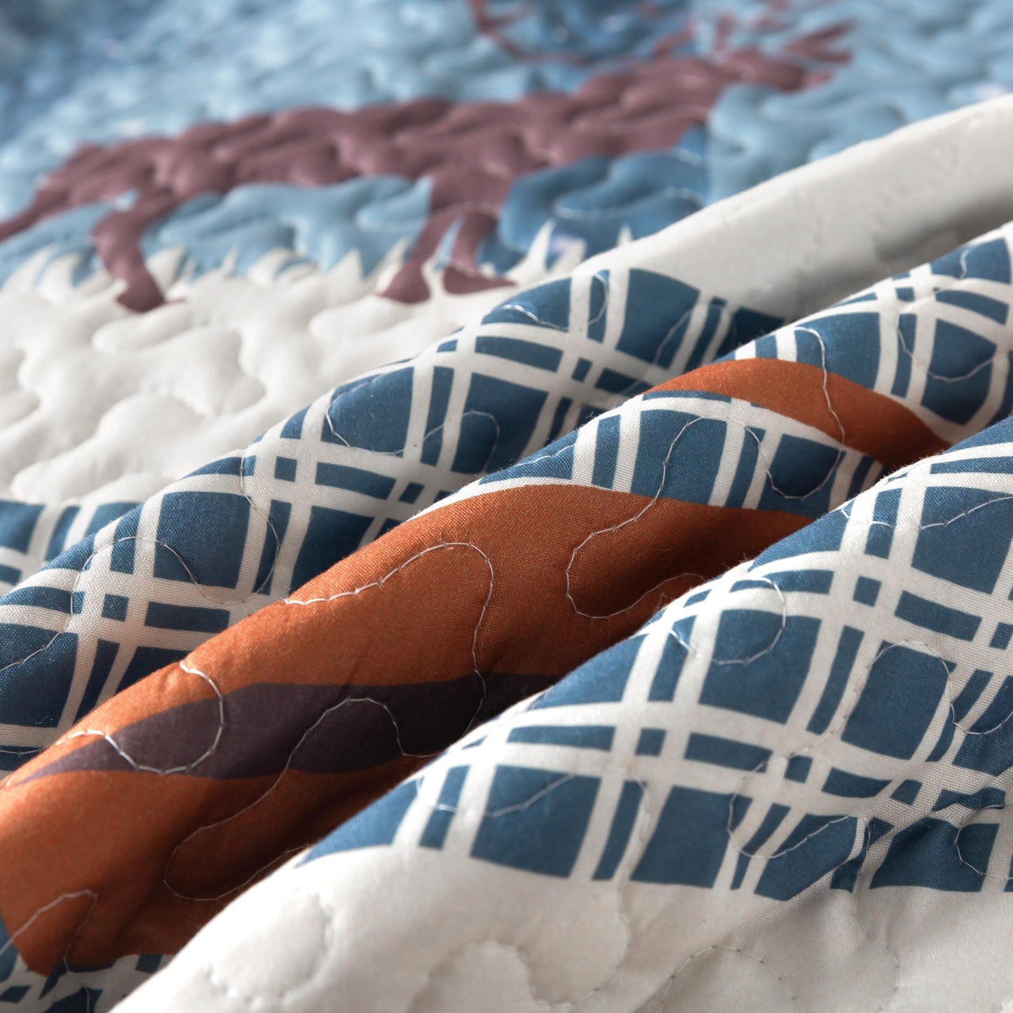 Soul & Lane True North Fish Quilt Set - Queen Size with 2 Shams, Rustic Cabin Bedding with Wildlife and Outdoor Nature Theme, Lodge Quilted Bedspread with Moose and Duck for Lake House & Hunting Decor