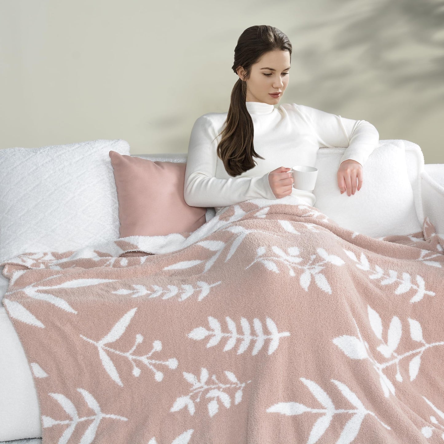 Leaf Pattern Throw Blanket Soft Cozy Spring Blanket for Bed, Couch, Sofa Lightweight Breathable Stylish Seasonal Home Decor Blanket Dusty Rose 50x60 Inches