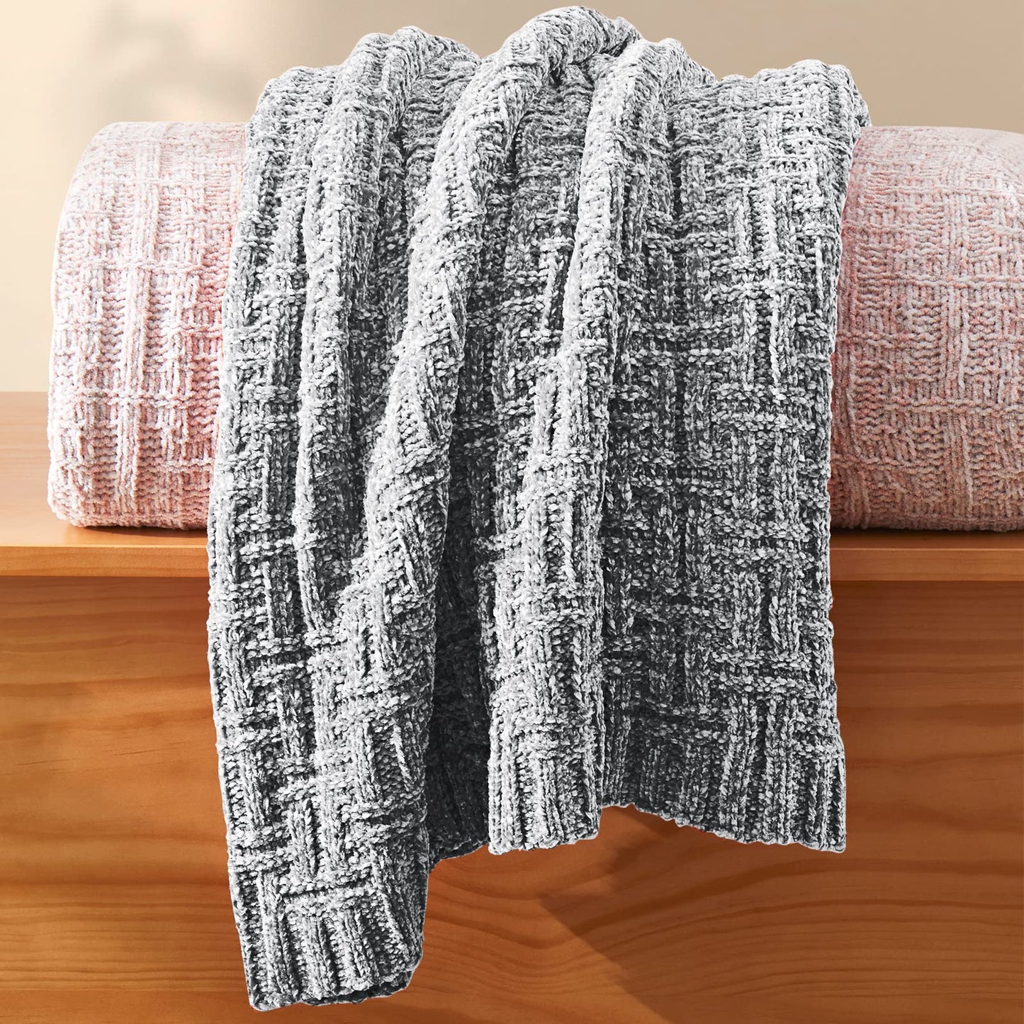 RUDONG M Dark Grey Chenille Knit Throw Blanket, Cozy Soft Cable Knitted Blankets, Warm Chenille Knitted Blanket for All Seasons, Textured Fluffy Throw Blanket for Couch, Bed, Sofa, 50"x 60"