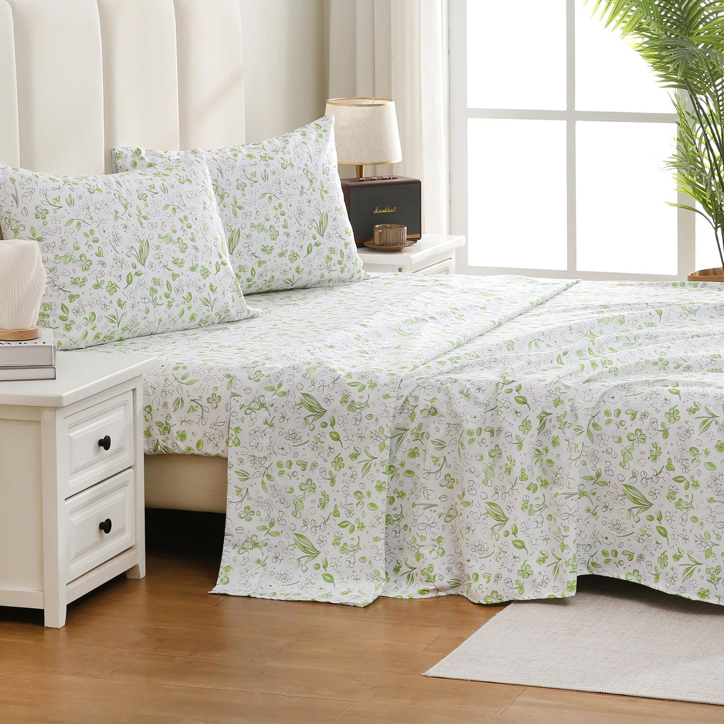 Bedlifes King Sheet Set Ultra Soft, Breathable, Silky Flower Deep Pocket 100% Microfiber Bedding, 4 Piece King Size Green Floral