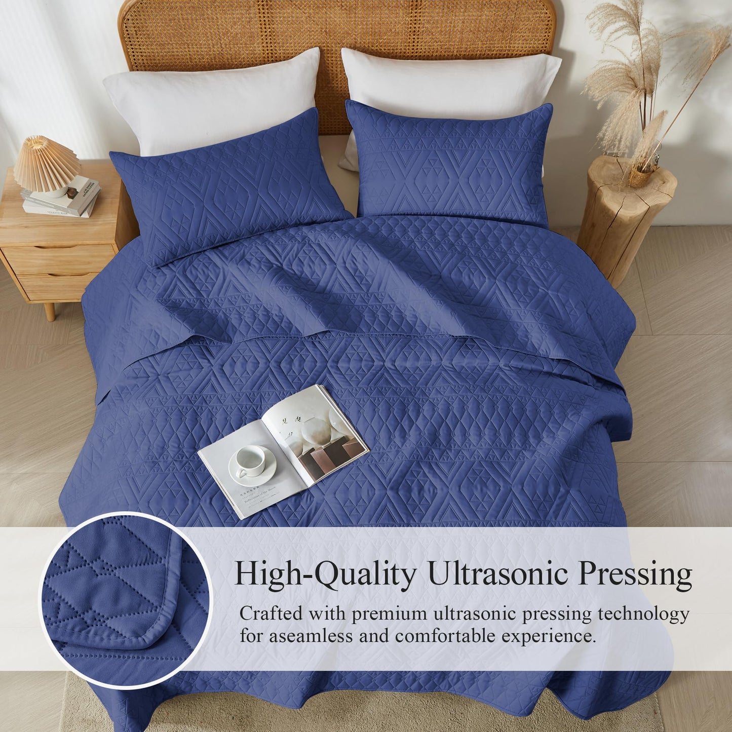 akkialla Full/Queen Size Quilt Bedding Set,Navy Blue Lightweight Microfiber Soft Bedspread,Modern Style Geoetric Pattern Coverlet Set for All Seasons,3 Piece(1 Quilt,2 Pillow Shams)