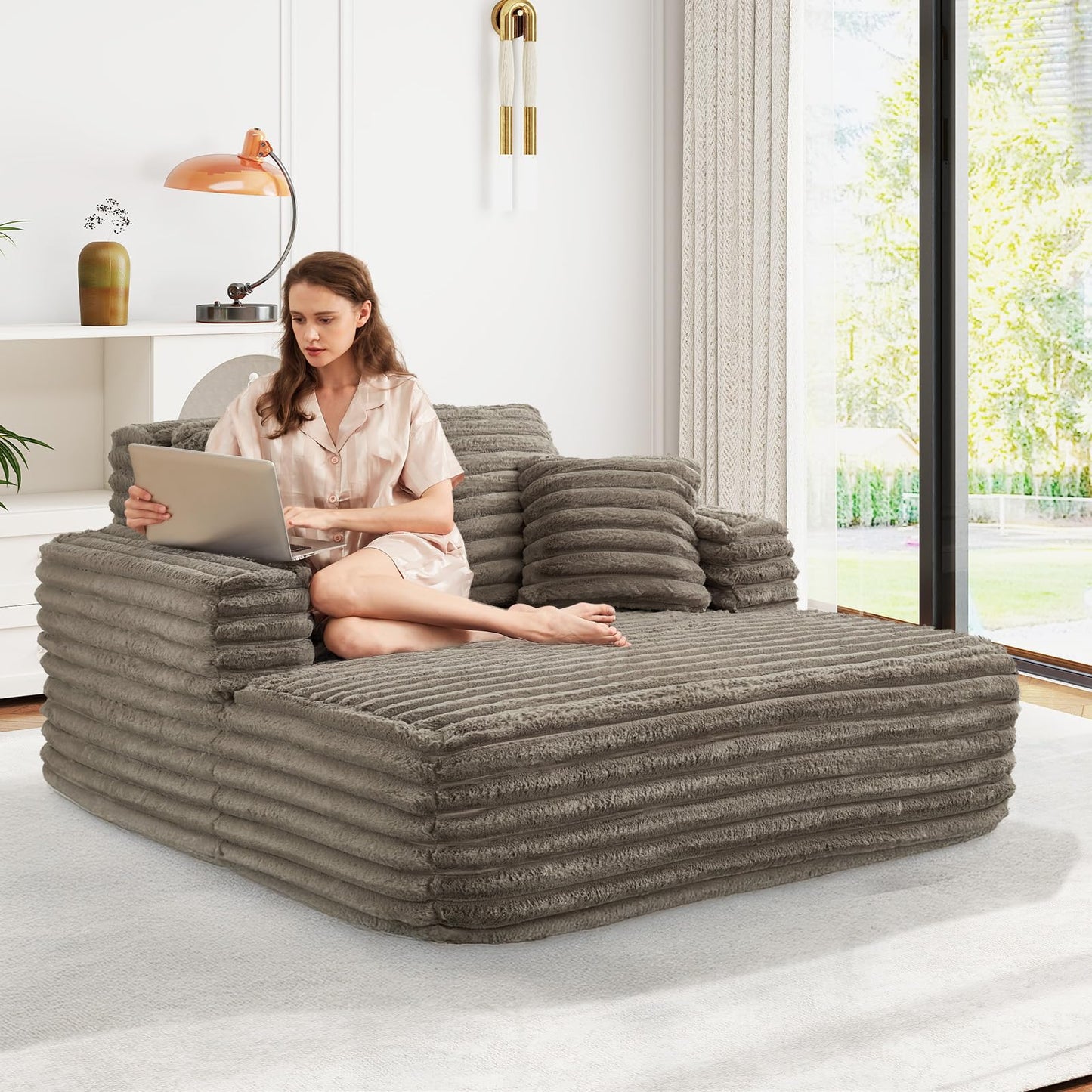 JEEOHEY 56" Oversized Chaise Lounge Chair Indoor,Plush Faux Fur Sleeper Sofa Couch Bed with Pillows&Wide Armrests,Fluffy Comfy Cloud Couch,Compression Foam Couch for Living Room,Bedroom(Brown)
