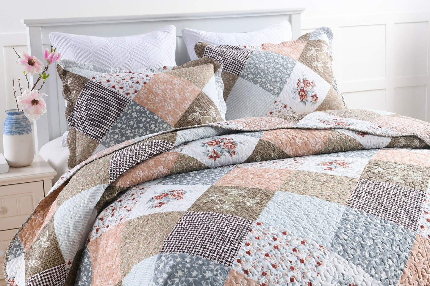 Travan 3-Piece King Quilt Set Quilted Bedspread Lightweight Reversible Coverlet Set Floral Printed Quilted Bedding Set with Shams for All Season, Brown Floral, King Size