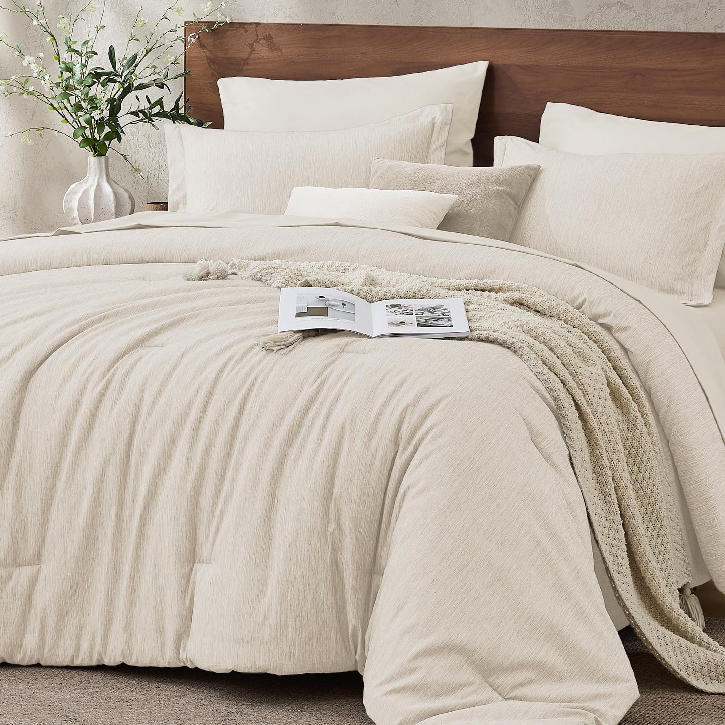 JOLLYVOGUE Queen Comforter Set, Cationic Dyeing Bed in a Bag 7 Pieces, Double-Tone Bedding Set with Down Alternative Comforter, Sheets, Pillowcases & Shams, Beige