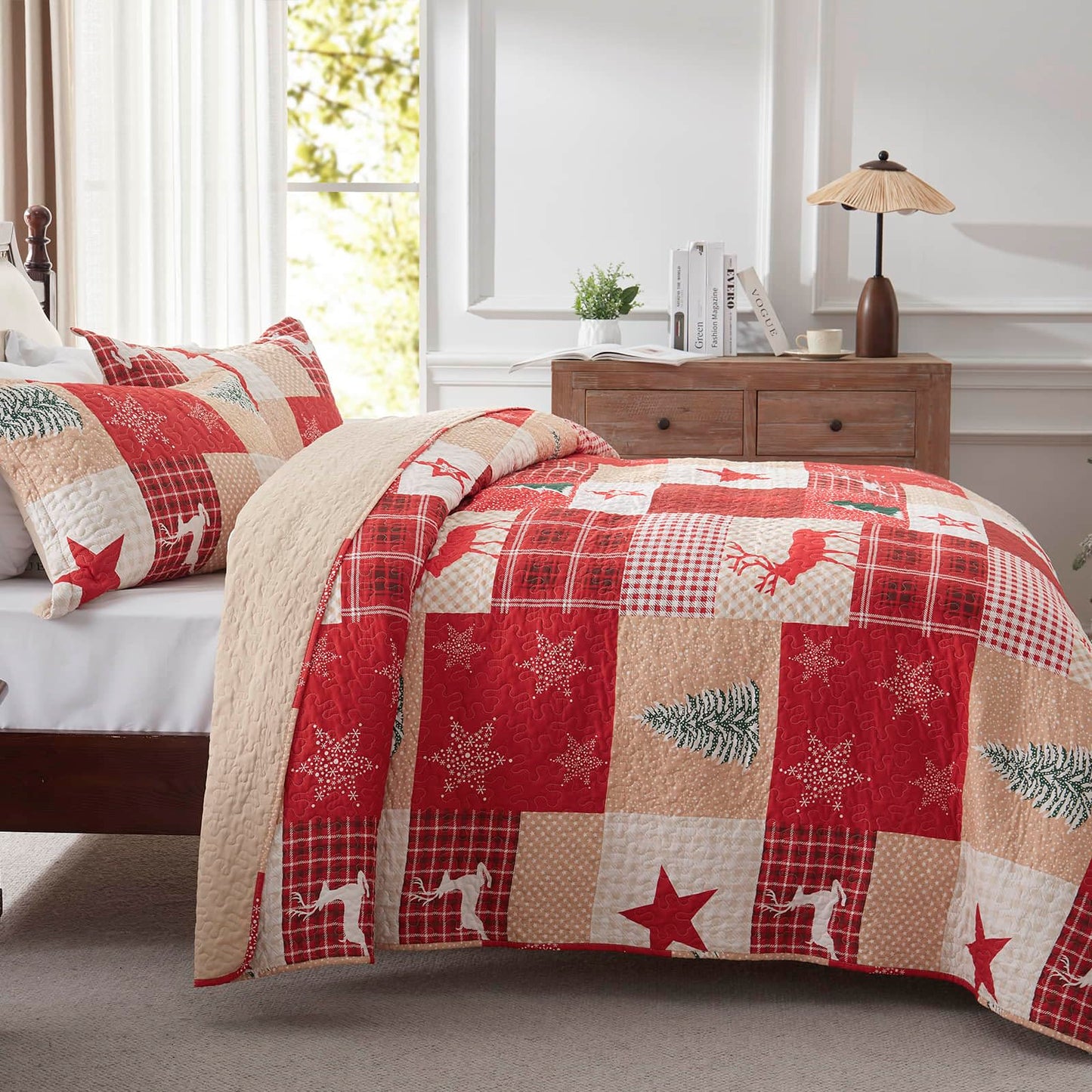 LEAONME Christmas Quilt Set 3-Piece King Size Bedspread Coverlet 98''x106'' Lightweight Patchwork Oversized Bedding Set with 2 Pillow Shams for All Seasons
