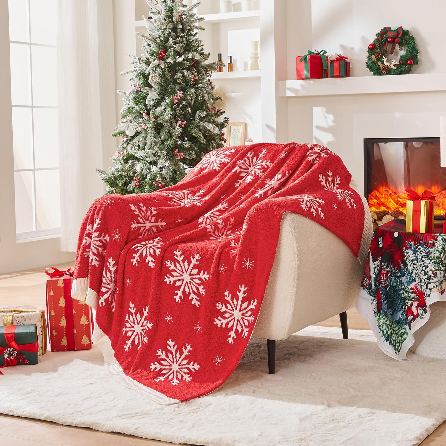 Douceur Christmas Snowflake Throw Blanket, Ultra Soft Red Fluffy Festival Blanket, Reversible Cozy Decorative Blanket for Bed Couch Sofa, Super Soft Indoor Living Room Plush Throws, 60"X80"
