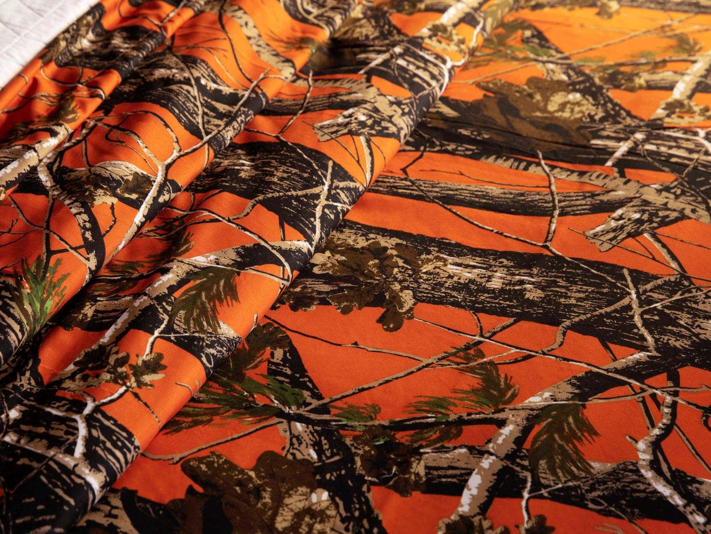 Chezmoi Collection Salem 4-Piece Cabin Lodge Forest Woods Sheet Set - Nature Camo Tree Leaves Printed Soft Microfiber Sheets - Queen, Orange