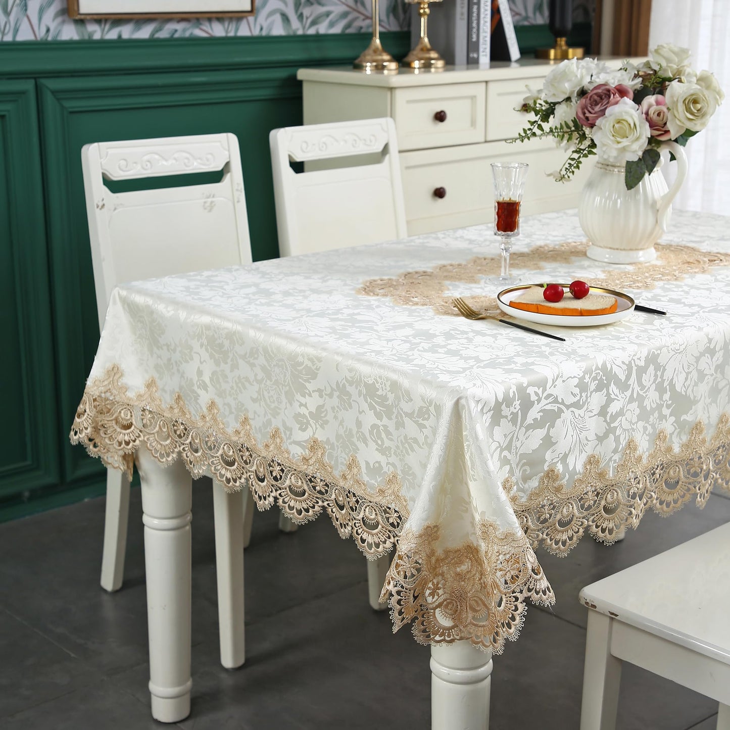 ZHUIDUSI Lace Tablecloth Farmhouse Square Picnic Table Cover Spring Antique Flower Decor Macrame Brown Outdoor Table Cloth for Outdoor Coffee Rustic Kitchen Party Birthday Picnic