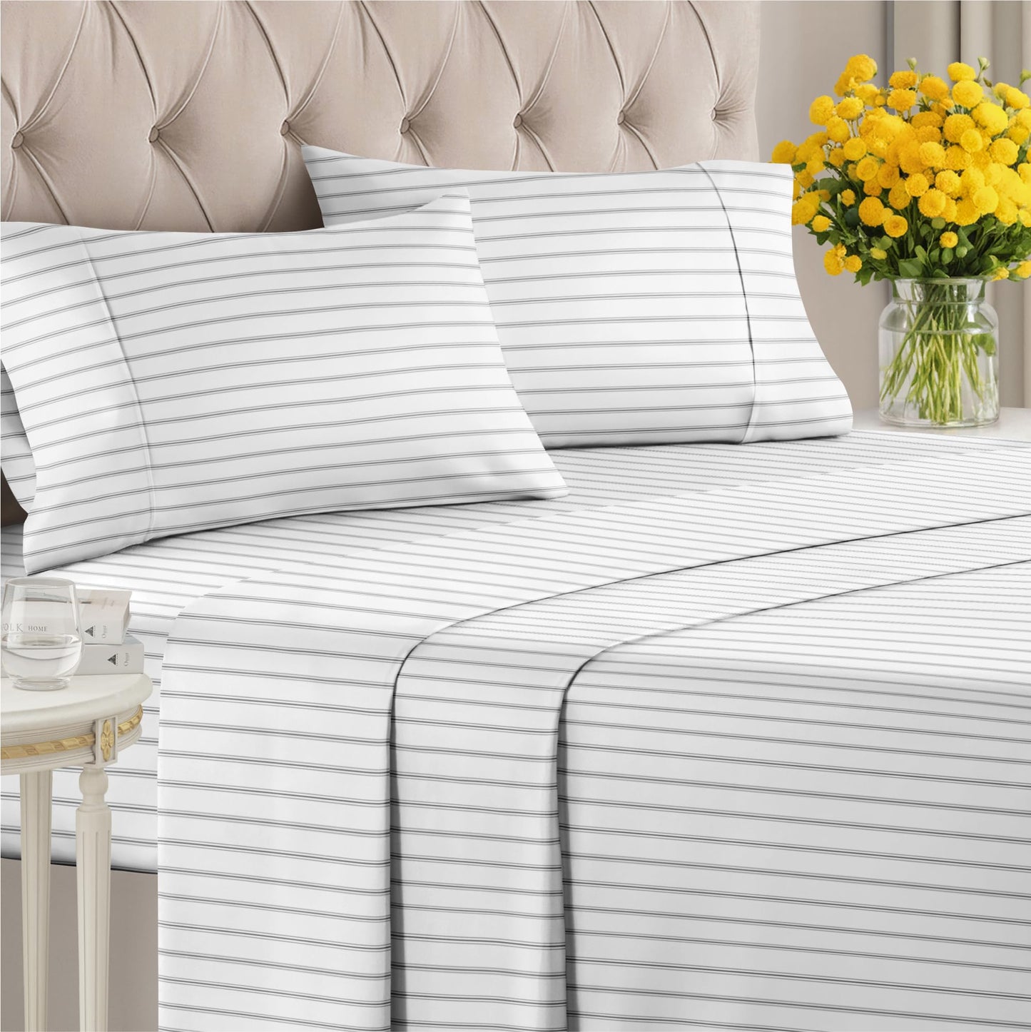 Striped Sheets - Black & White Striped Sheets - 1 Flat & 1 Fitted & 2 Pillowcases w/ Deep Pockets – Wrinkle & Fade Free - Soft, Breathable and Cooling – Luxury Pinstripe Bedding - Queen Size Bed Set