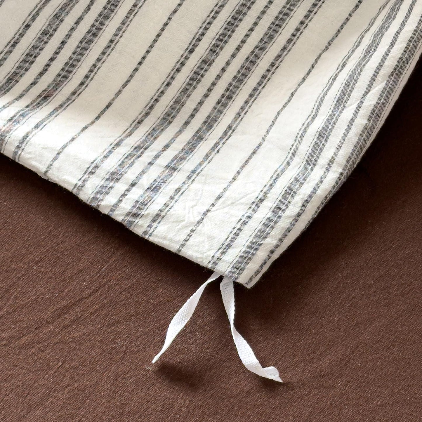 VM VOUGEMARKET Striped Duvet Cover Set, 100% Washed Cotton Textured Minimalist Bedding Set, Ticking Pinstripe Farmhouse, 3 Pieces, White Black Stripes, Queen Size
