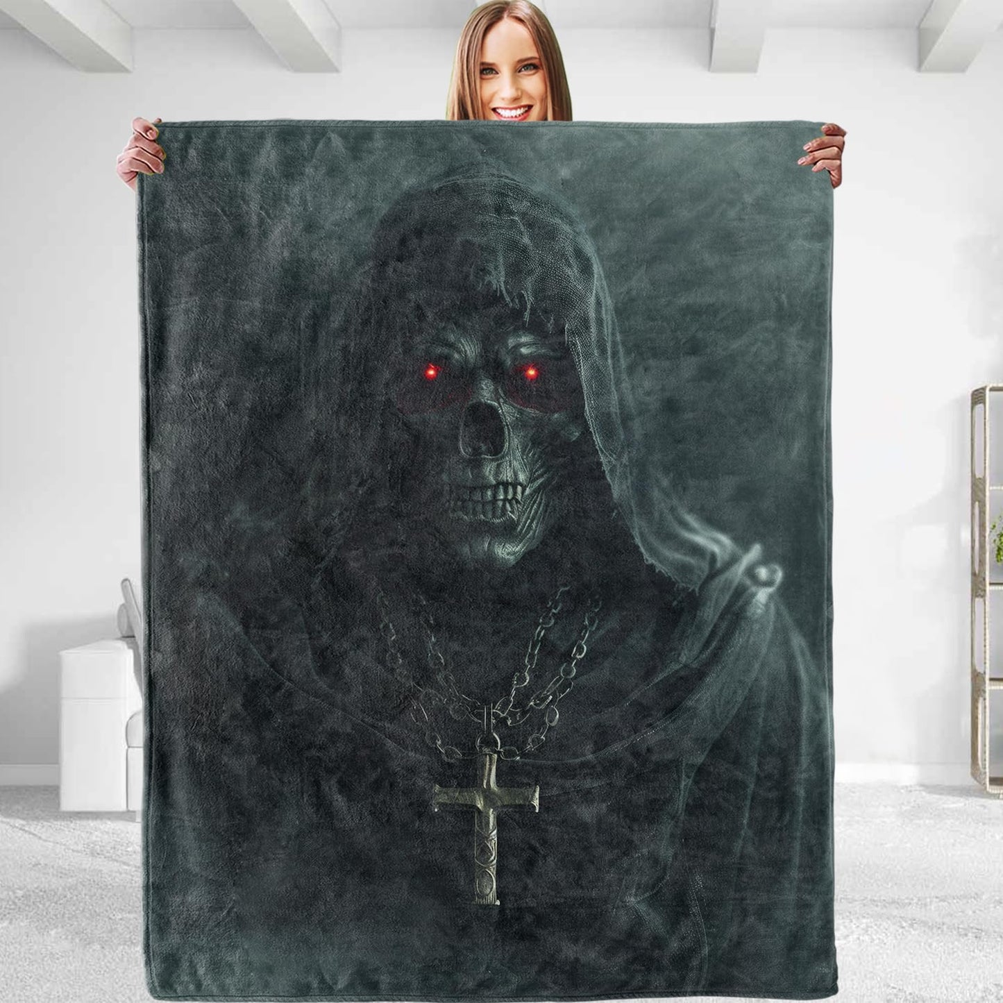 dhakalrlde Horrible Skull Throw Blanket - Plush, Soft, Comfy, Lightweight, Warm, Fuzzy, Flannel Blanket for Couch, Bed, Travel, Office, Outdoor, Home Decor - Unique Gift for All 50''×60''