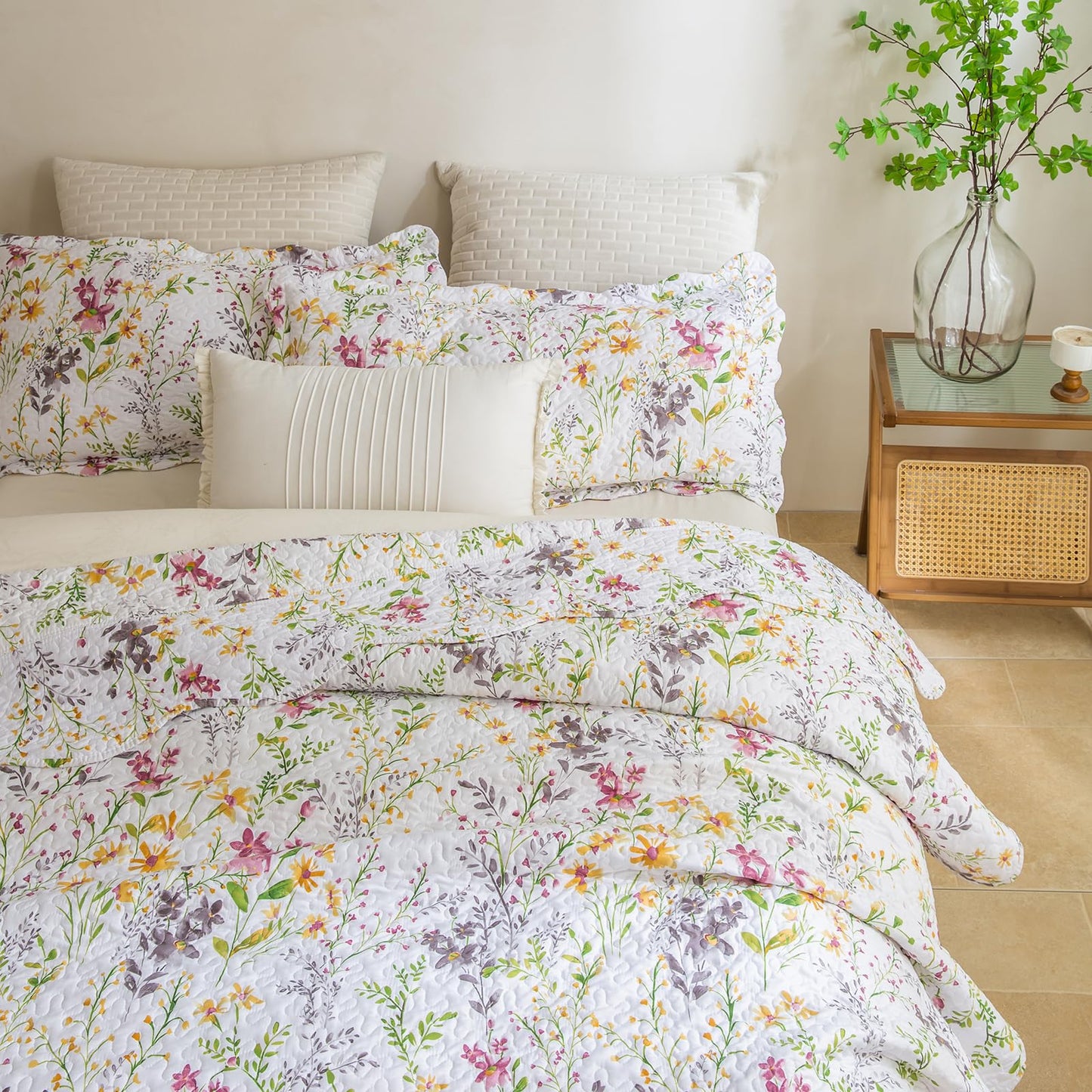 Masaca Oversized King Bedspread 128"x120",Yellow Wild Flower Botanical Printed Pattern Floral Oversized King Quilt Set Lightweight Scallop Extra Large California King Size Quilt Bedding Coverlet Set