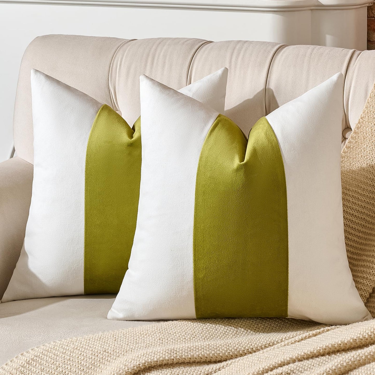 AmHoo Pack of 2 Velvet Panel Cotton Pillow Covers Decorative Pillowcase Cushion for Couch Sofa Bedroom 18 x 18-Inch Spinach Green
